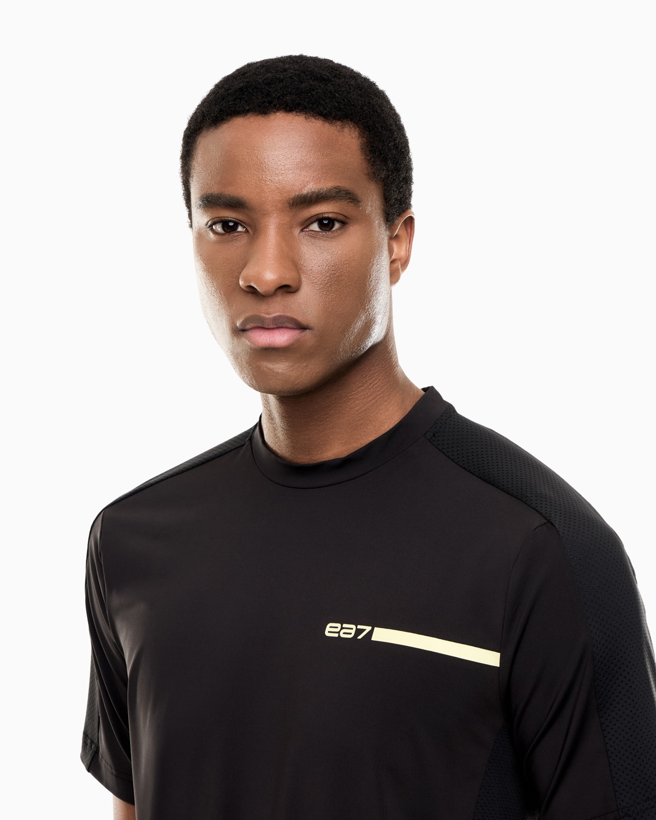 Camiseta en tejido técnico elástico Logo Series Diapositiva 4