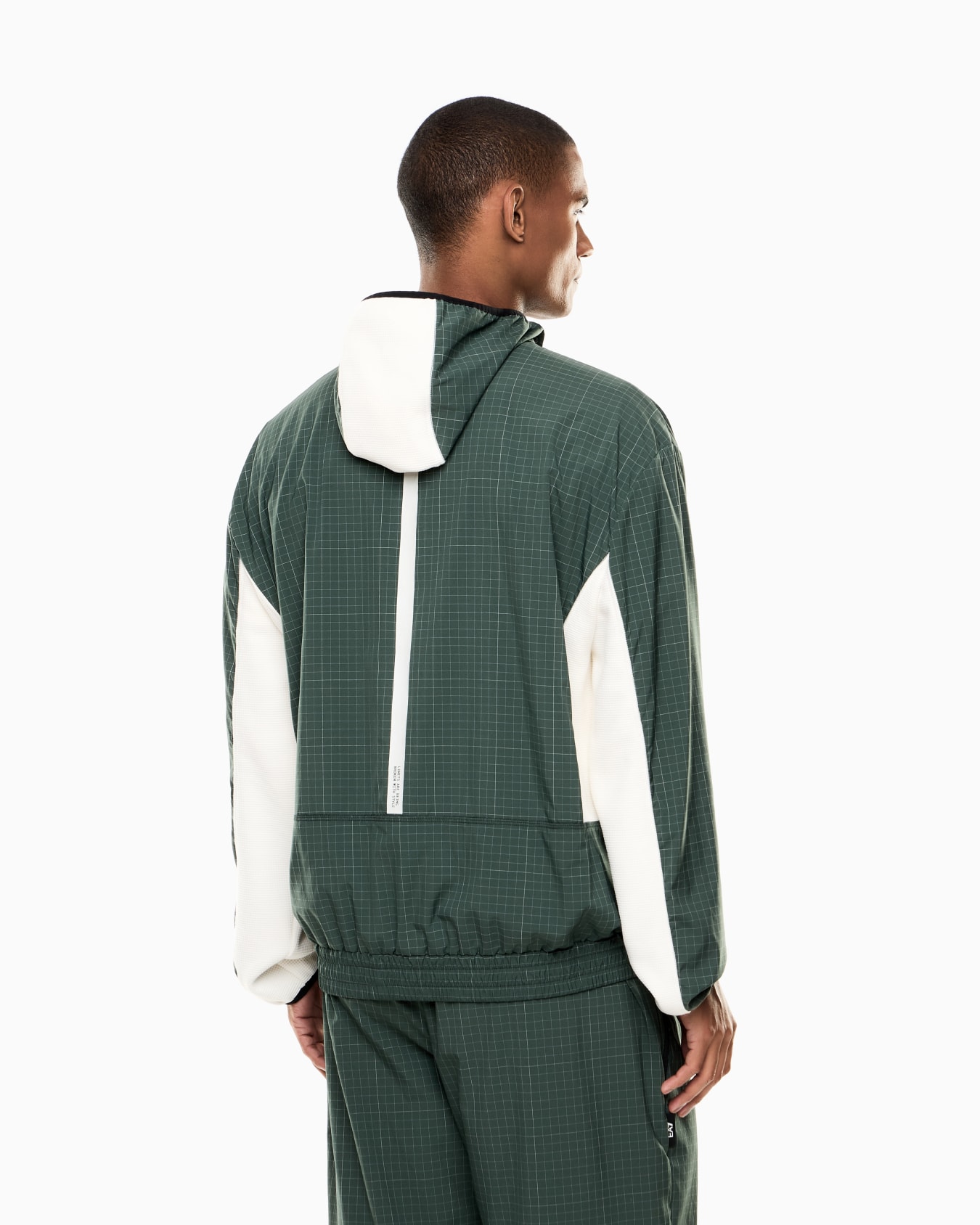 Felpa con cappuccio Logo Series in nylon Slide 2