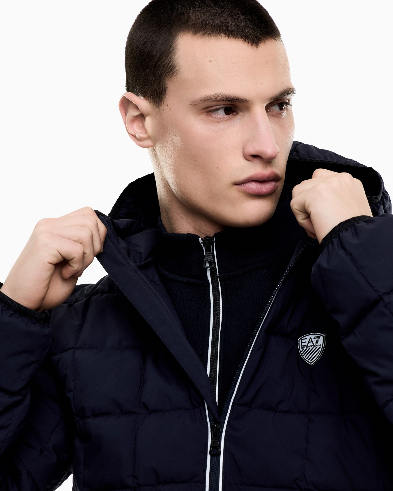 Premium Shield hooded jacket in technical fabric Slide 4