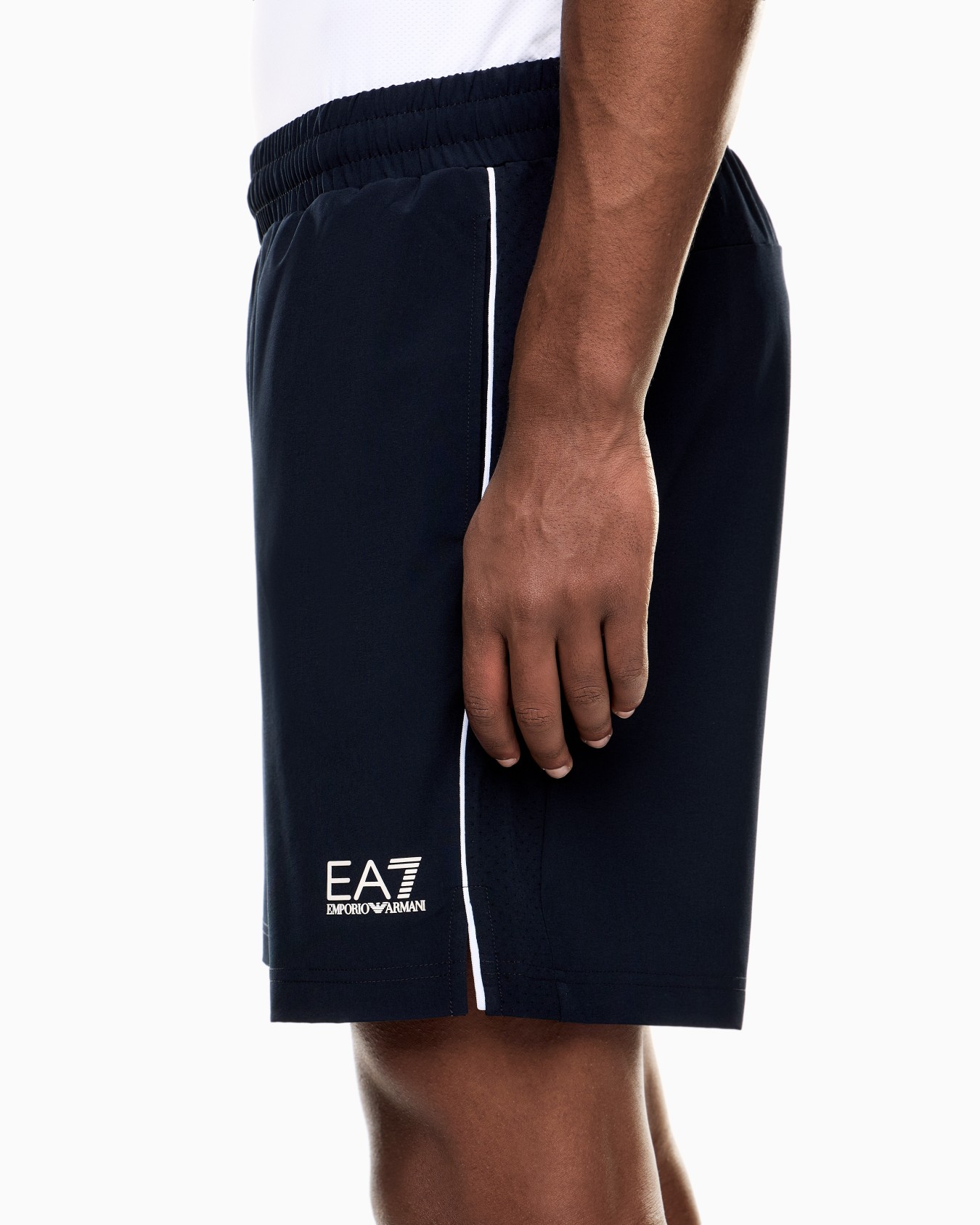 Tennis Pro shorts in VENTUS7 technical fabric Slide 4