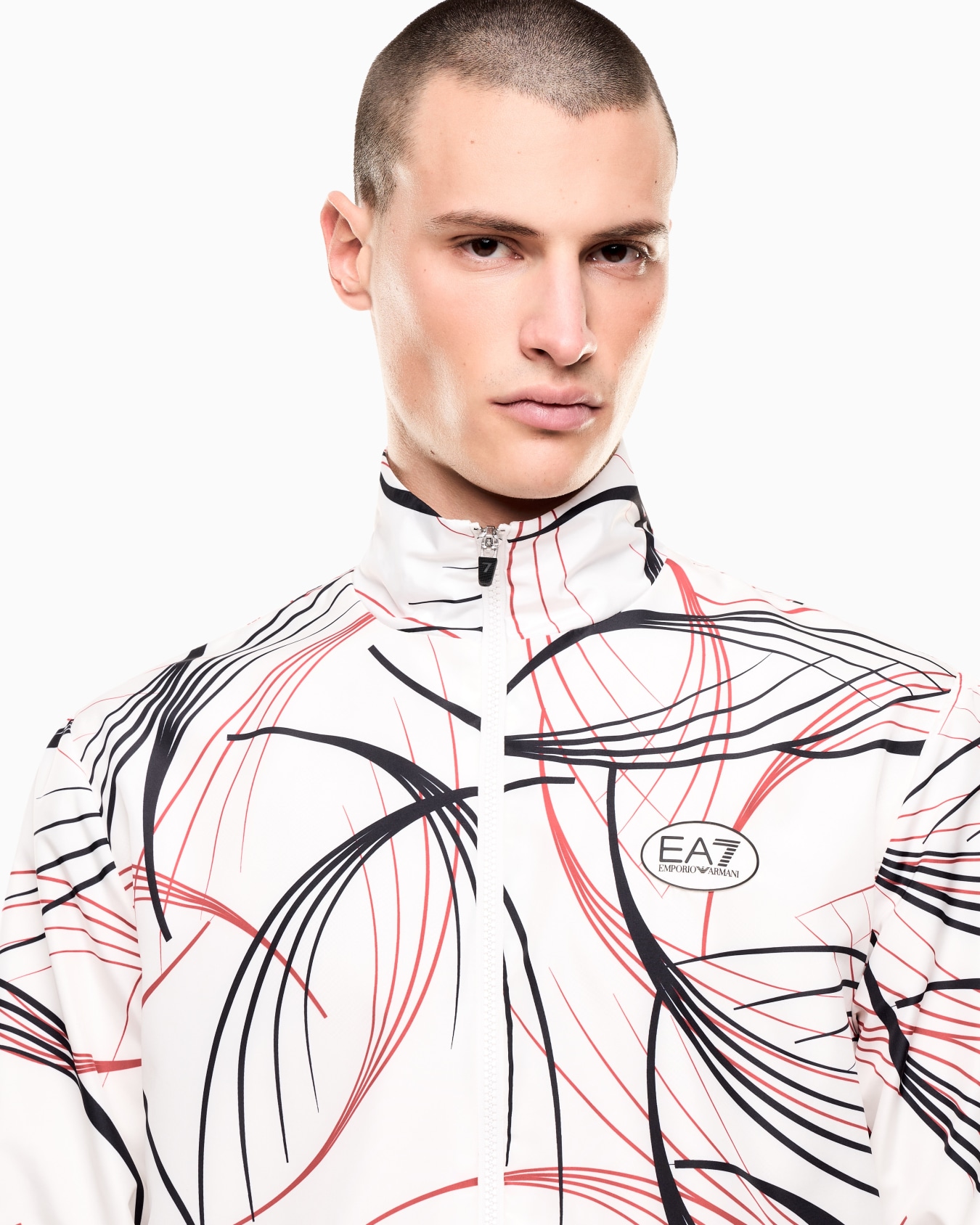 トラックスーツ スライドする 3