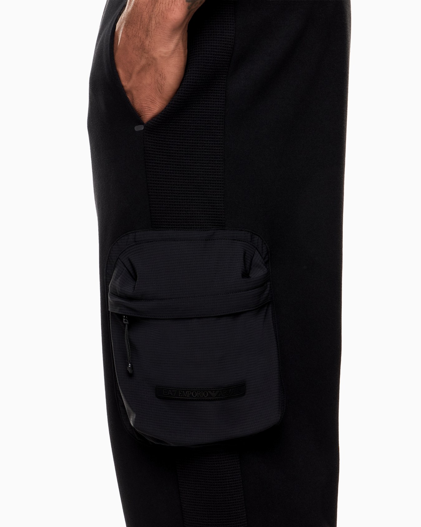 Cotton blend cargo trousers Slide 4