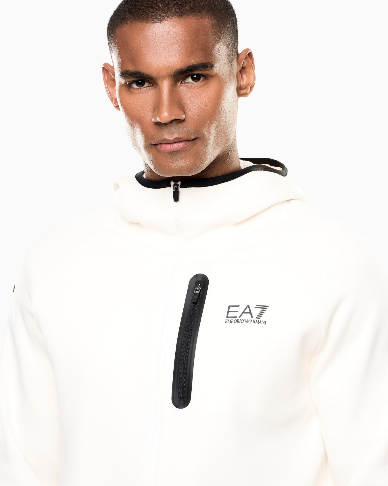 Dynamic Athlete hooded sweatshirt in Natural VENTUS7 technical fabric Slide 4