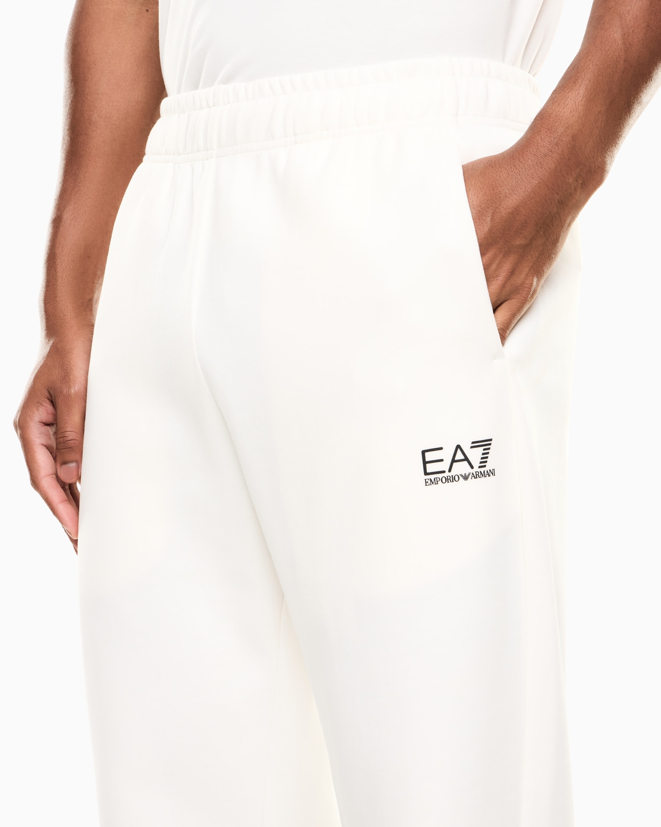 Dynamic Athlete joggers in Natural VENTUS7 technical fabric Slide 4