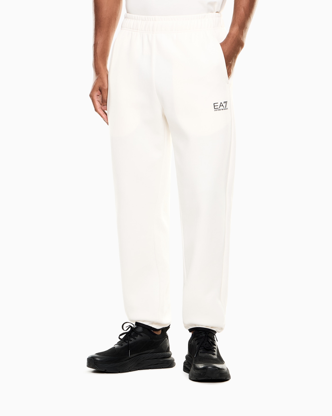 Dynamic Athlete joggers in Natural VENTUS7 technical fabric Slide 3