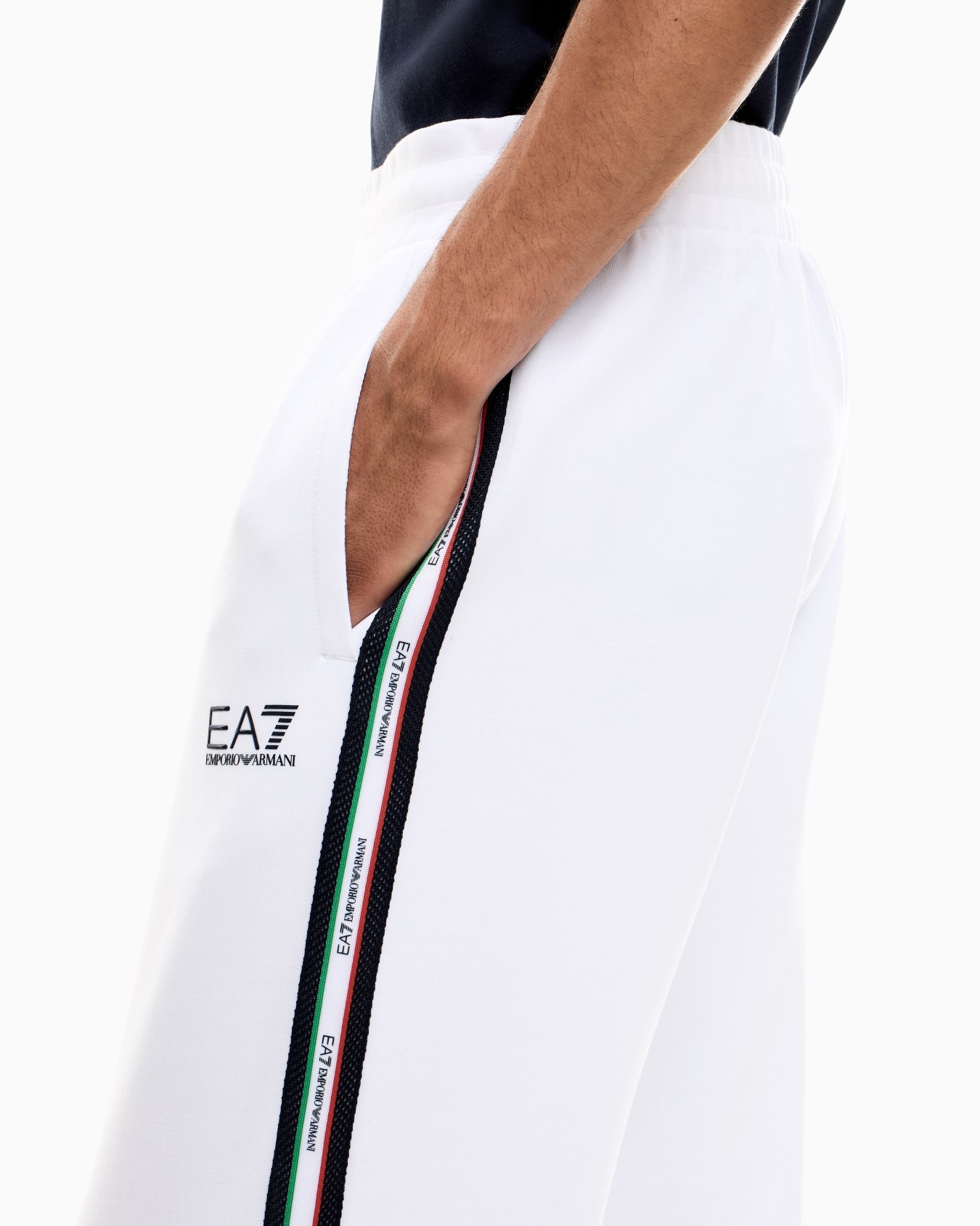 Italian Spirit cotton-blend joggers Slide 6