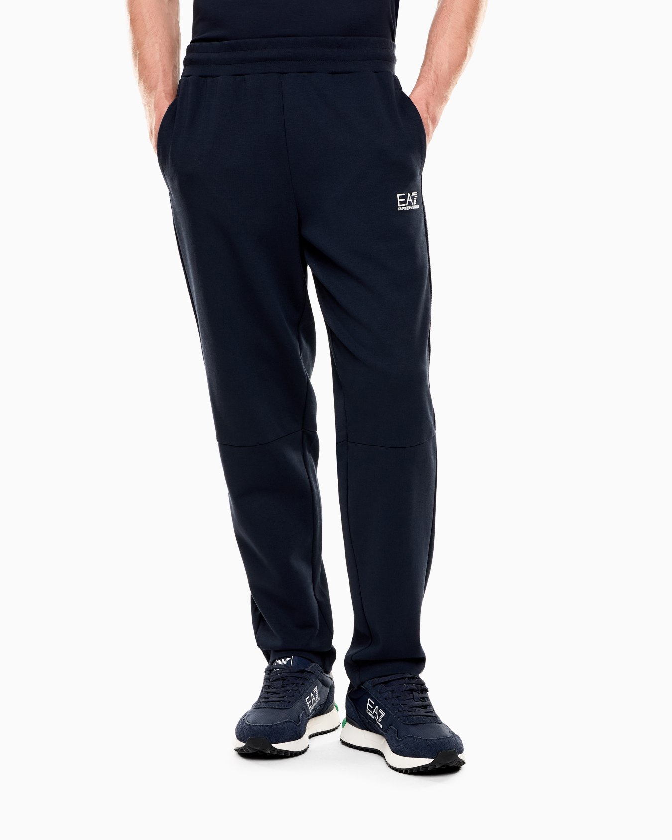 Italian Spirit cotton-blend joggers Slide 3