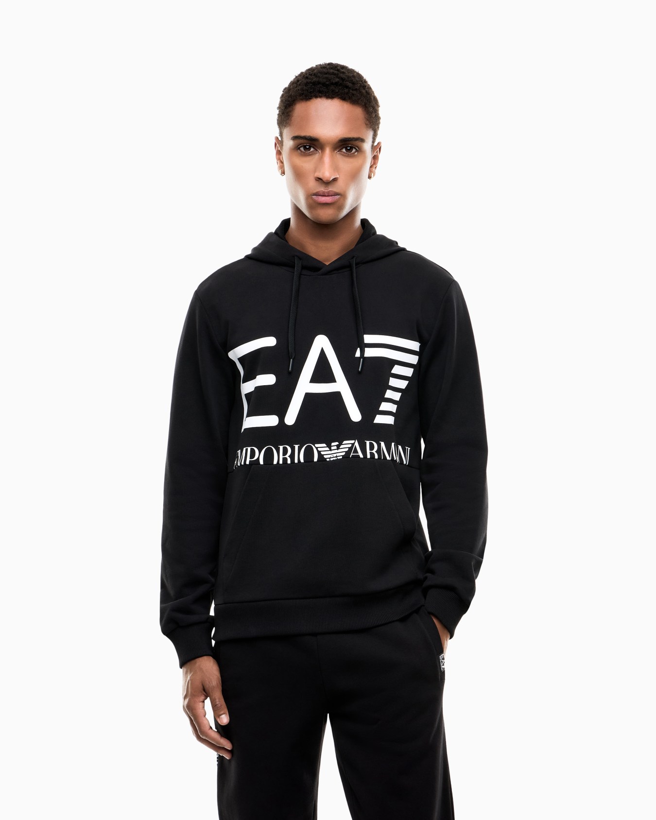Hoodie Logo Series mit normaler Passform aus Baumwolljersey Folie 3