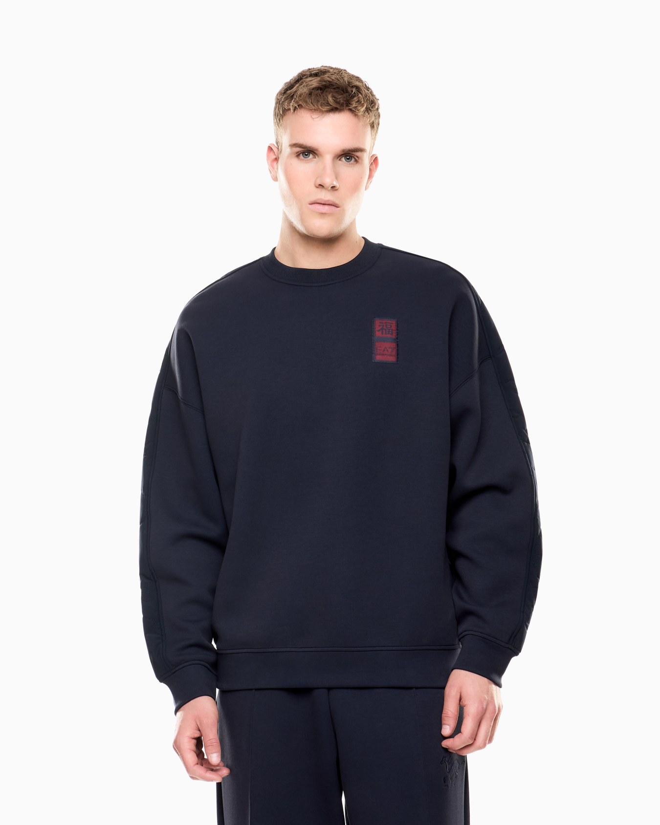 フードなしスウェットシャツ スライドする 3