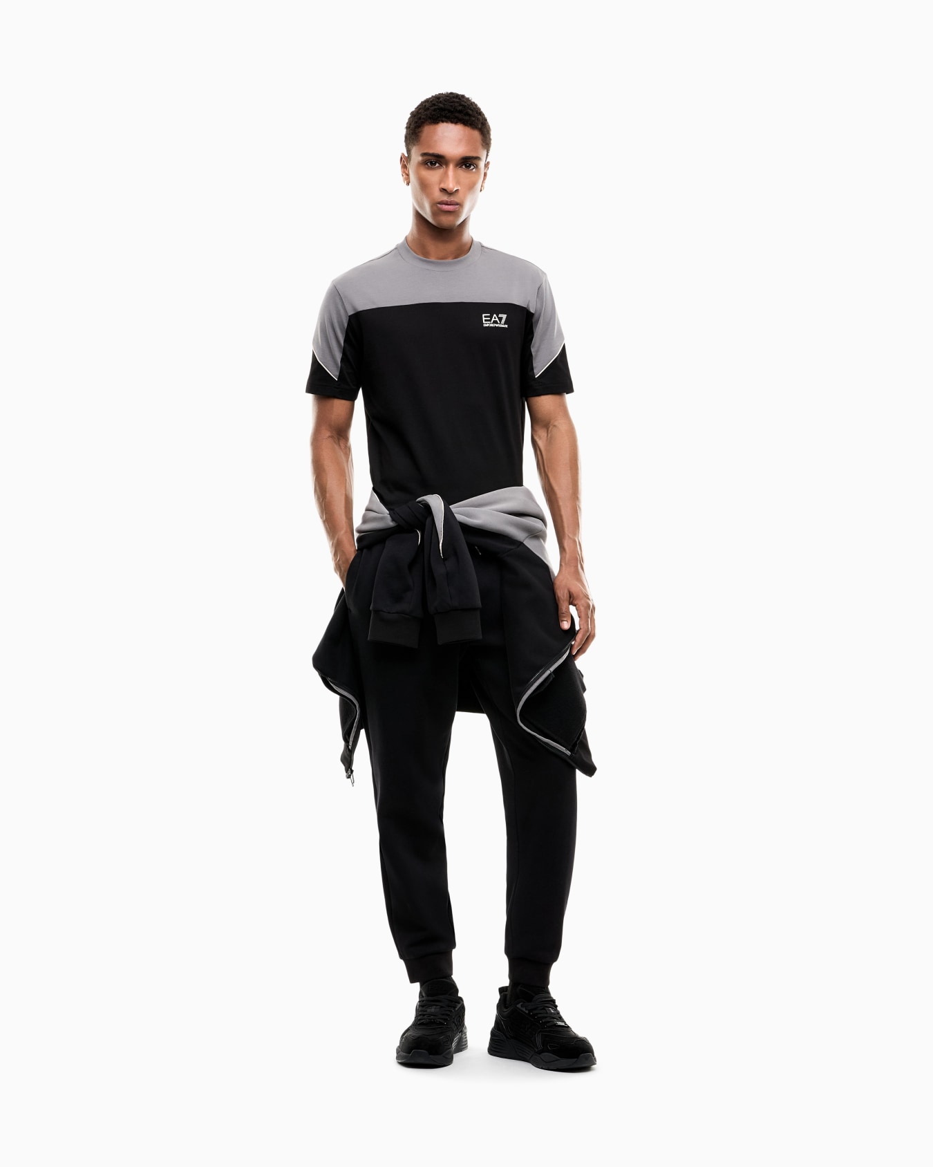 T-shirt en jersey de coton à coupe classique Diapositive 1