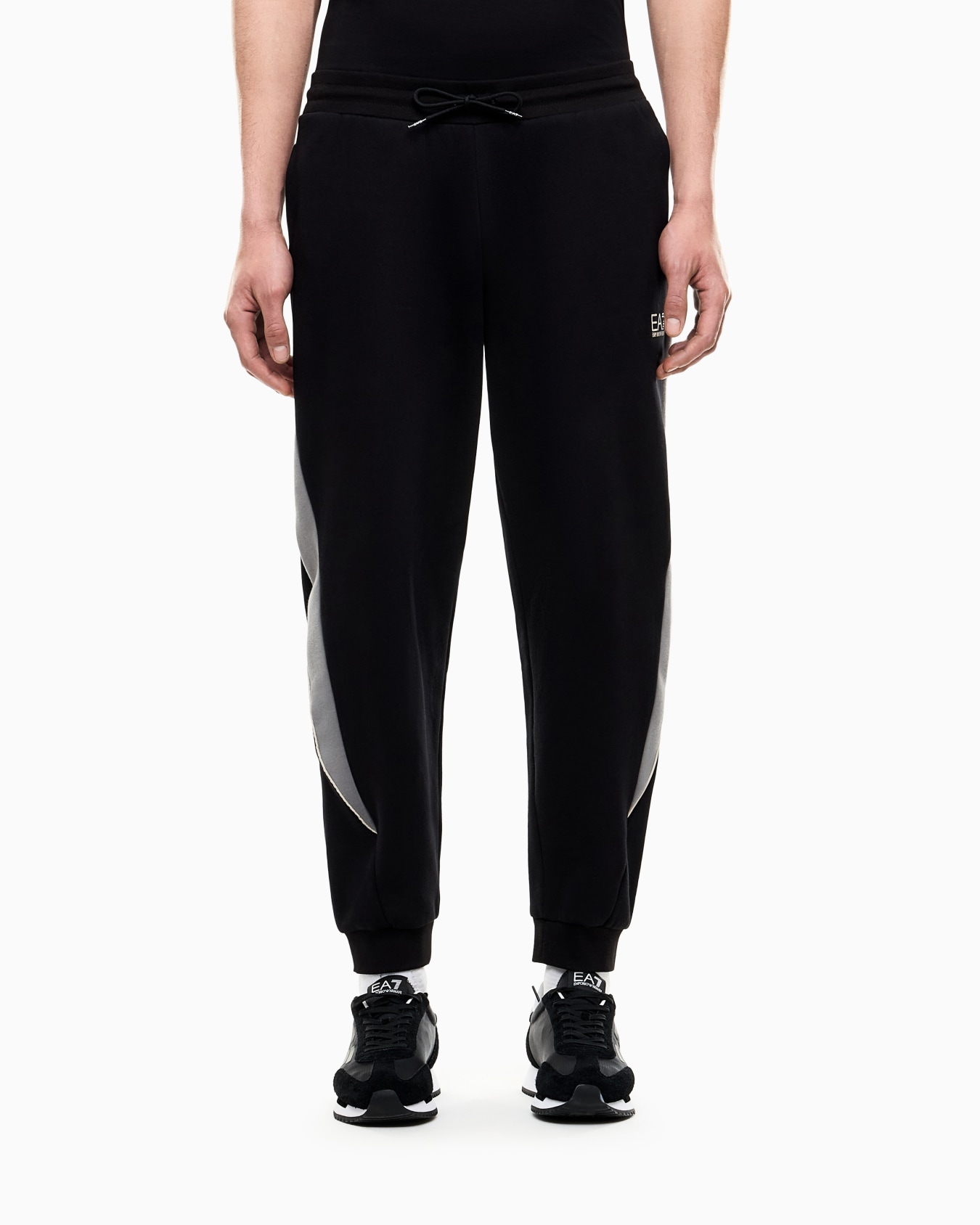 Pantalón jogger en jersey con paneles en contraste Diapositiva 3
