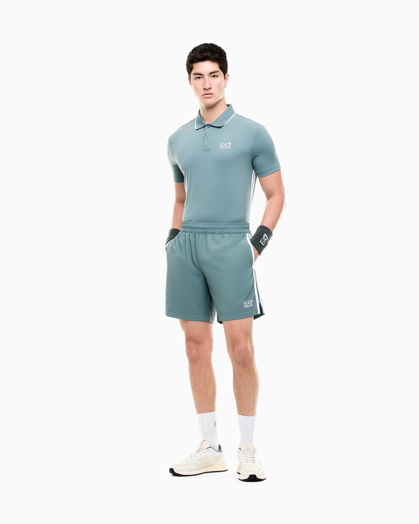 Polo Tennis Pro à manches courtes et détails contrastants Diapositive 1