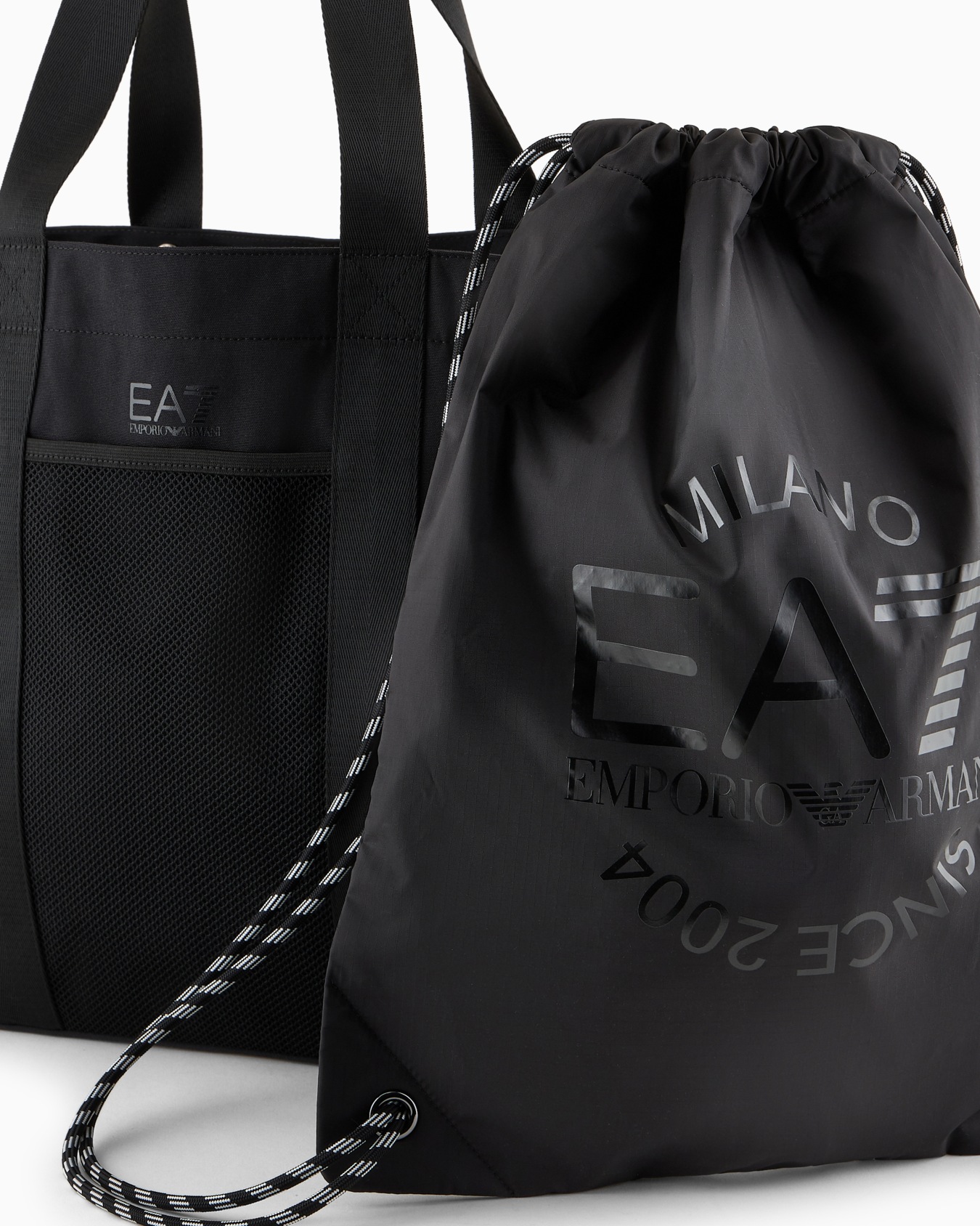Technical fabric gym shopper bag with pouch  Slide 5