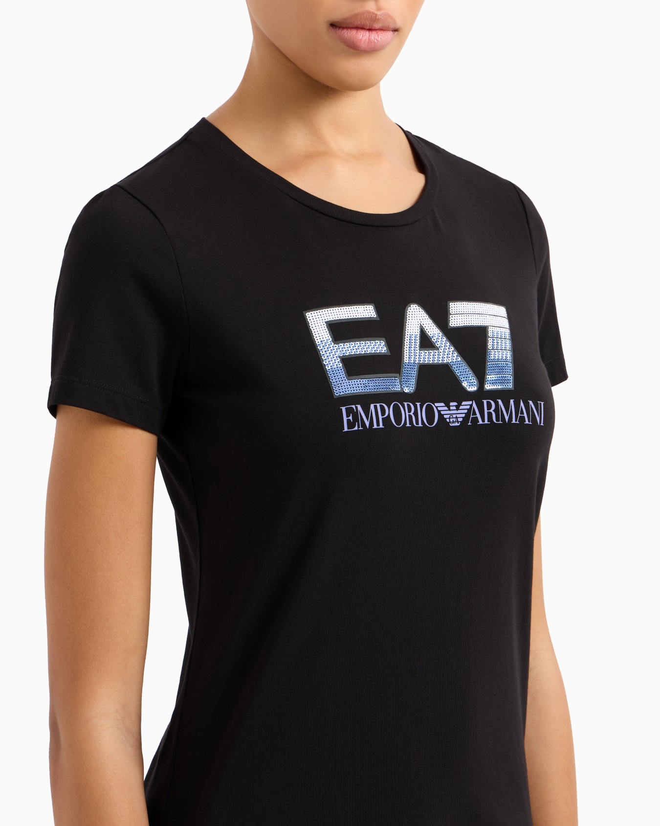 Logo Series T-Shirt mit Rundhalsausschnitt und Logo-Pailletten, gefertigt aus Baumwollstretch Folie 4