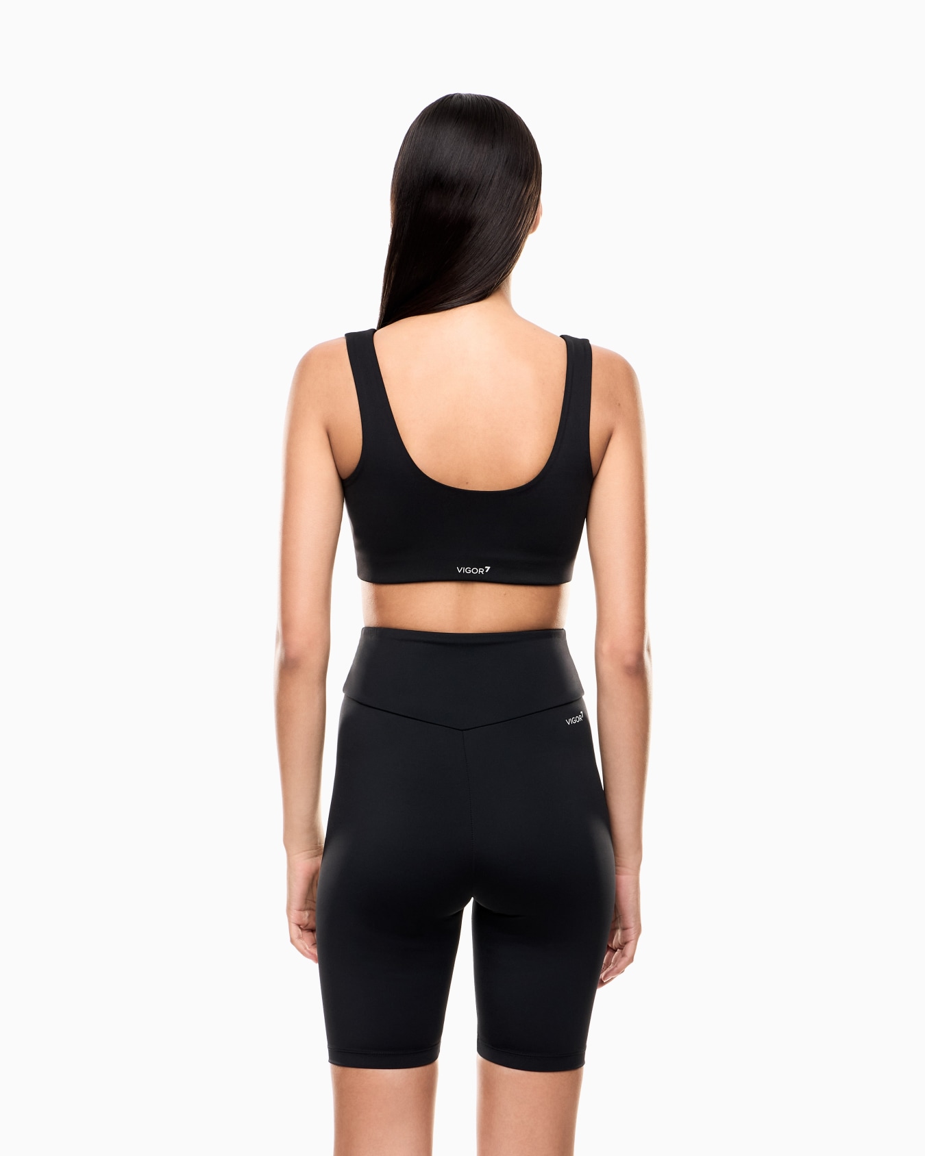 Dynamic Athlete sports bra in VIGOR7 technical fabric Slide 2