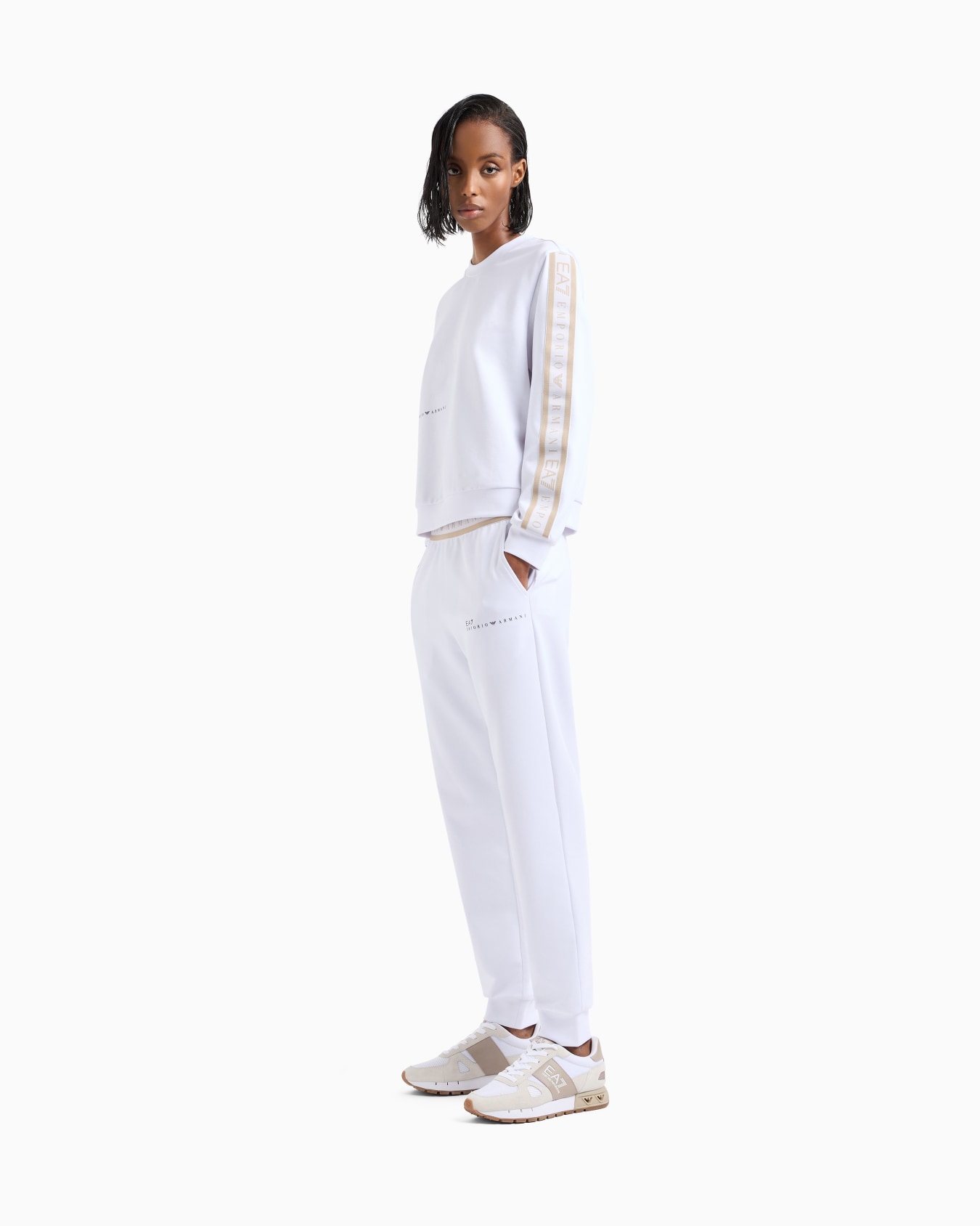 Dynamic Athlete tracksuit in Natural VENTUS7 technical fabric Slide 3
