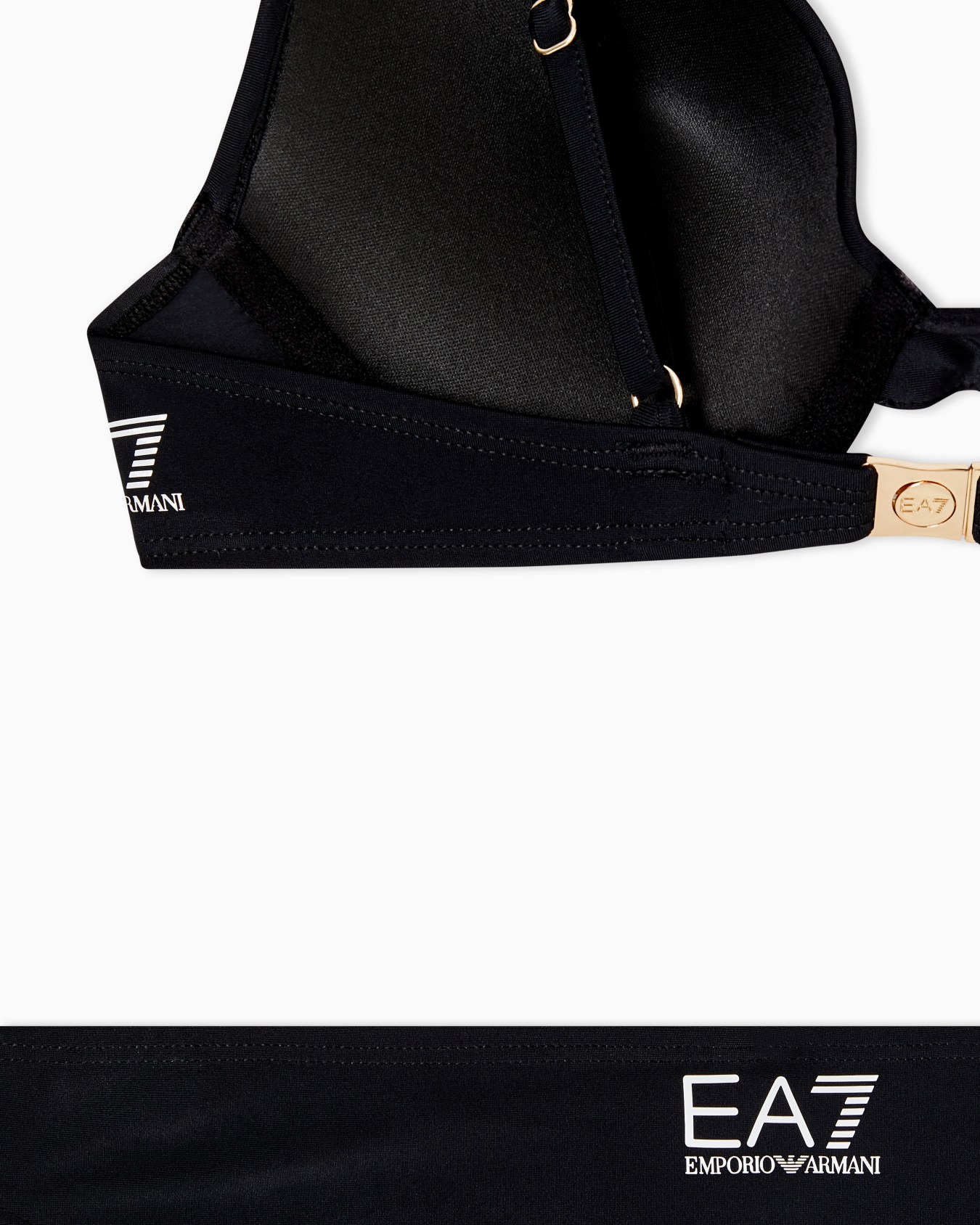 ビキニ スライドする 3