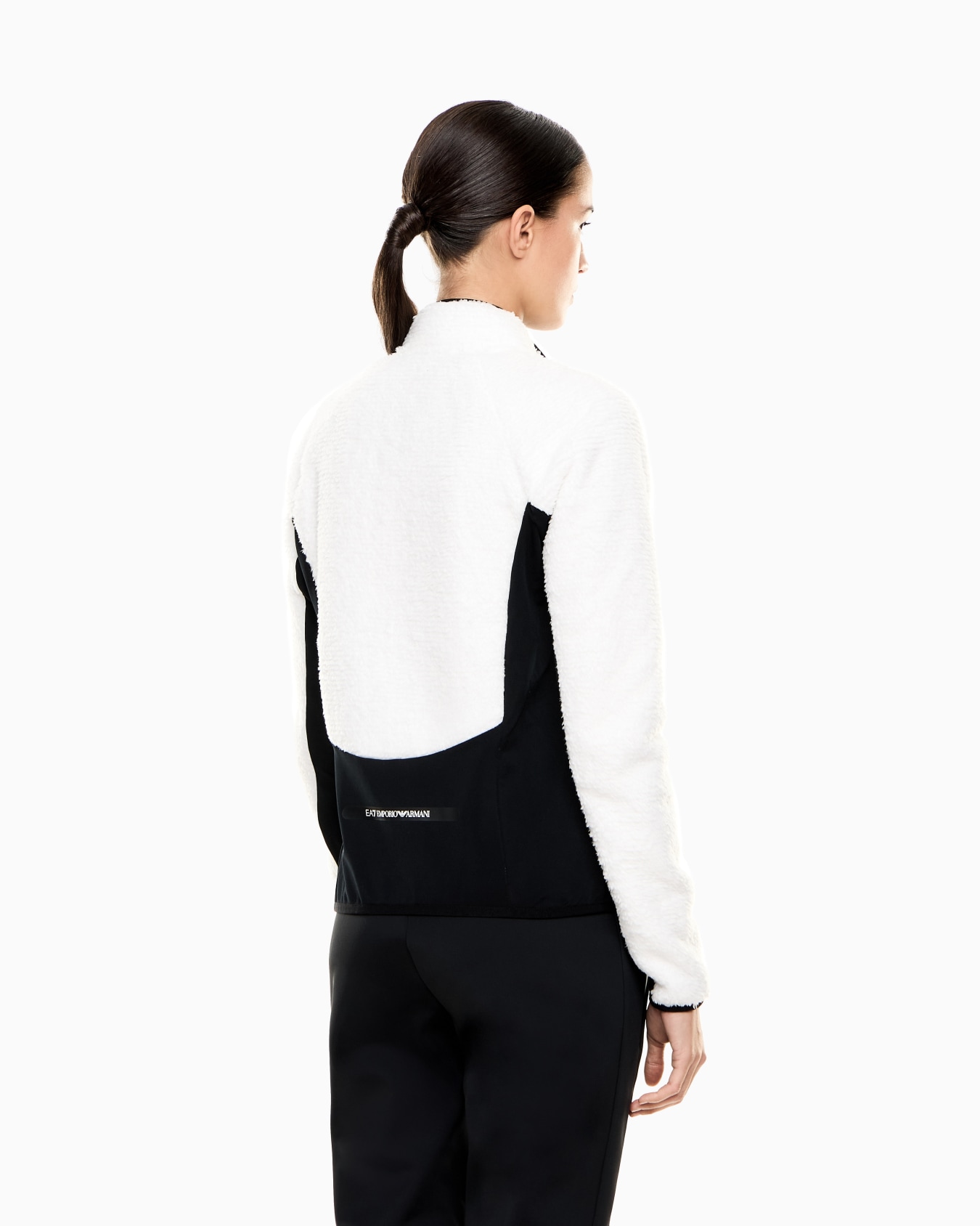 Technical ski fleece with teddy-effect fabric inserts Slide 2