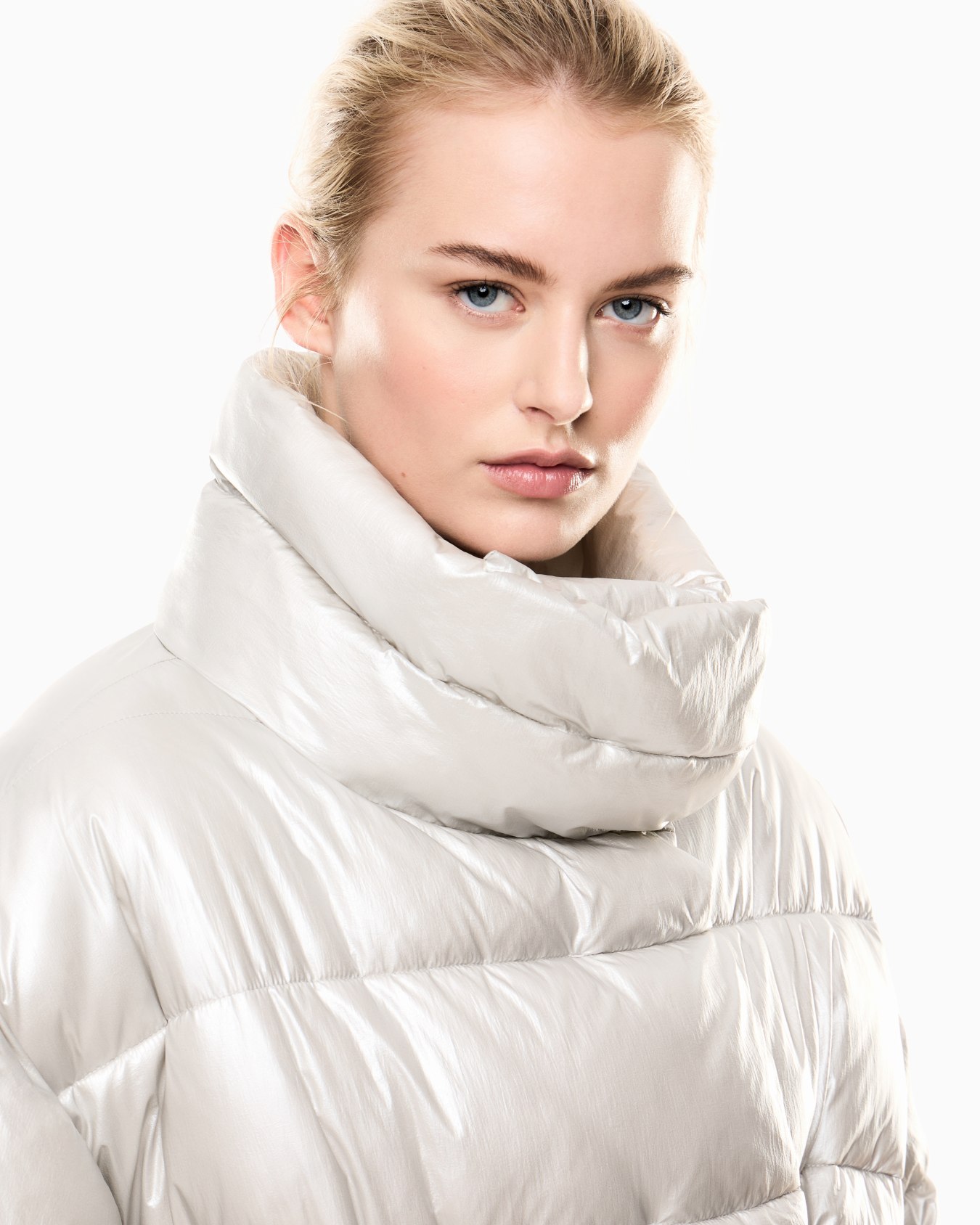 Chaqueta acolchada de nailon efecto nacarado Precious Diapositiva 4