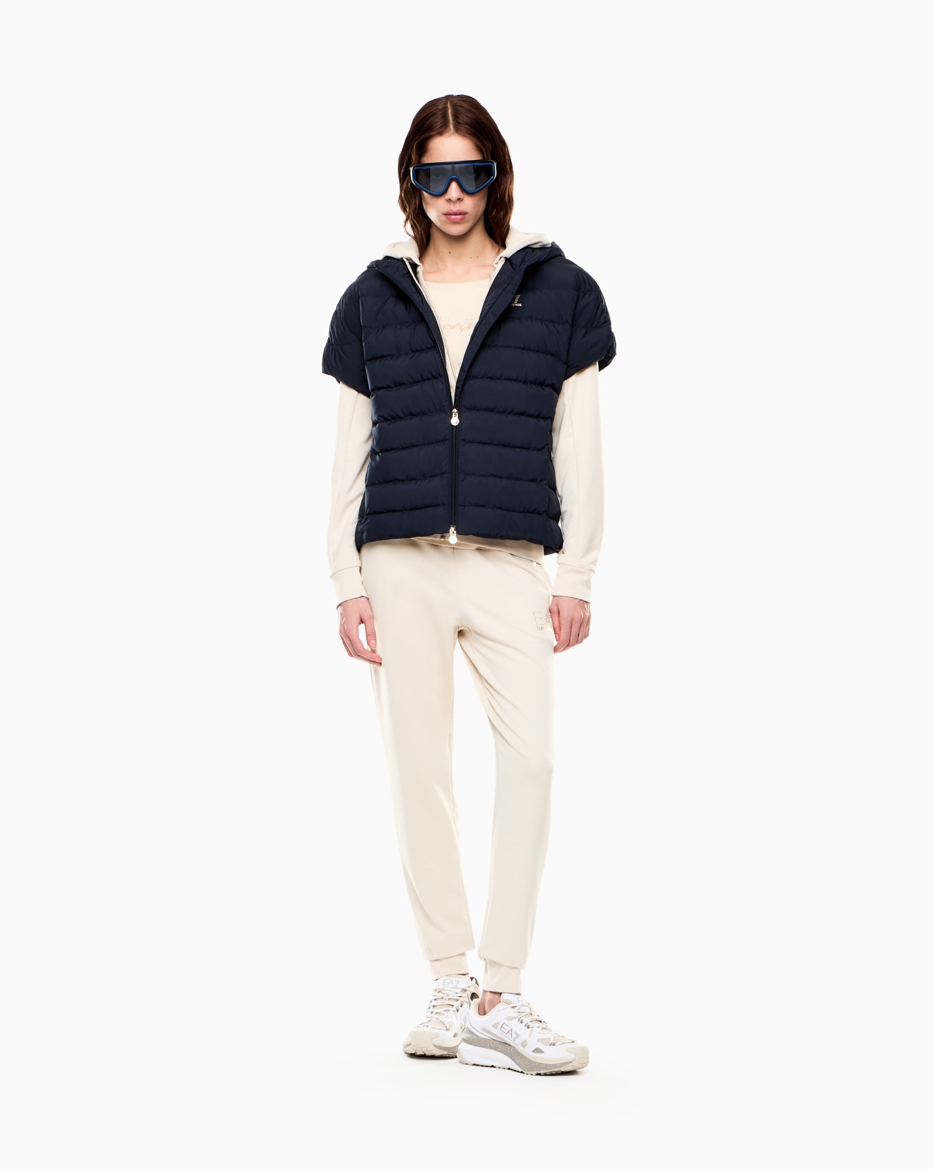 Veste matelassée repliable Core Lady en nylon léger Diapositive 1