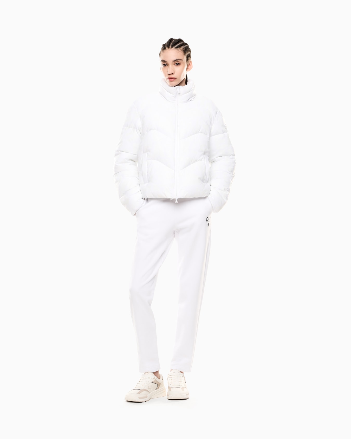 Wattierte Nylon-Jacke mit Allover-Monogramm-Print Folie 1