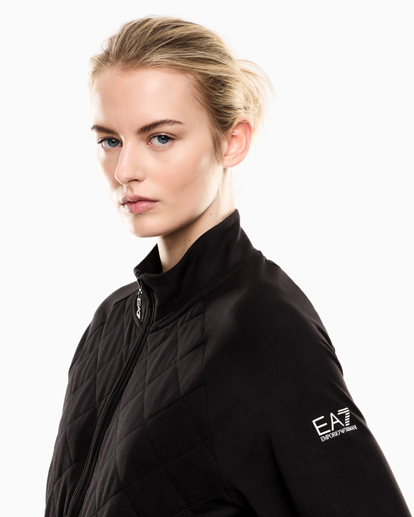 Stretch cotton tracksuit with cargo trousers Slide 3