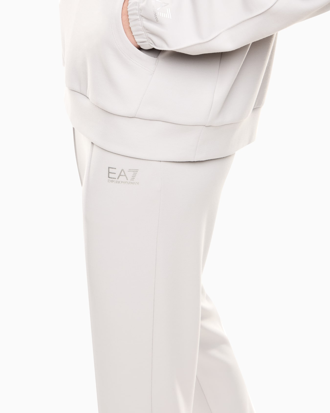 Stretch modal interlock tracksuit Slide 4