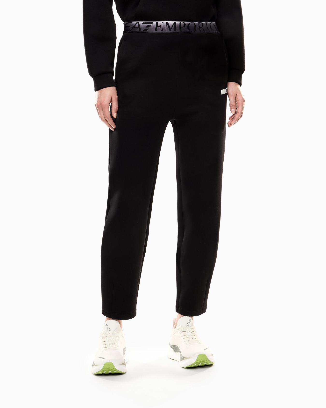 Dynamic Athlete trousers in Natural VENTUS7 technical fabric Slide 3
