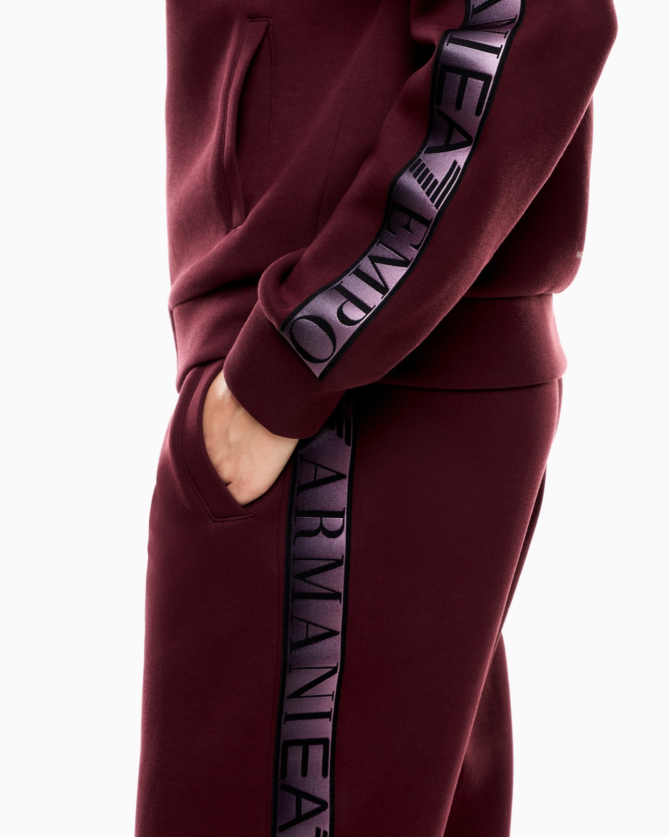 Dynamic Athlete tracksuit in Natural VENTUS7 technical fabric Slide 4