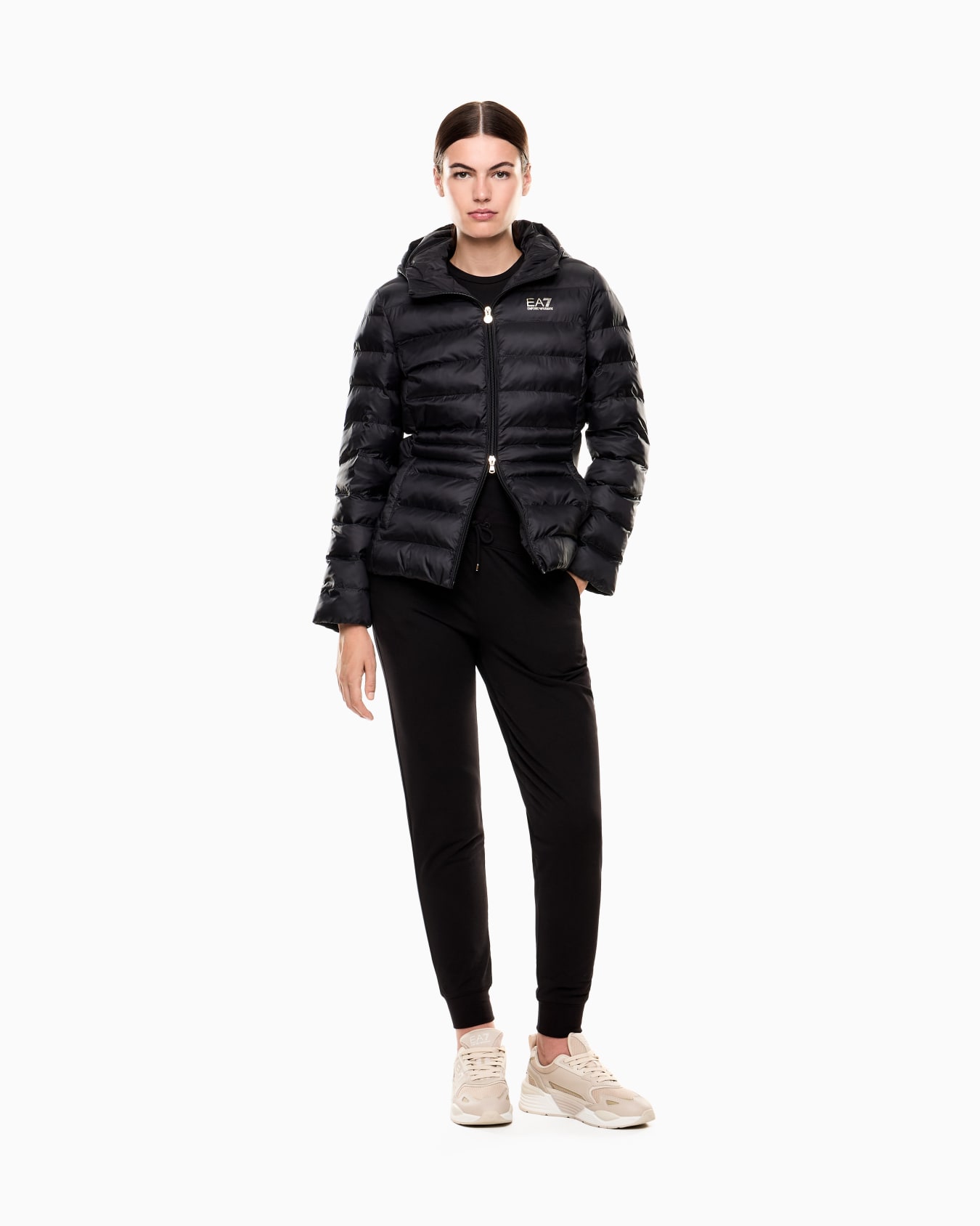 Core Lady nylon padded jacket Slide 1