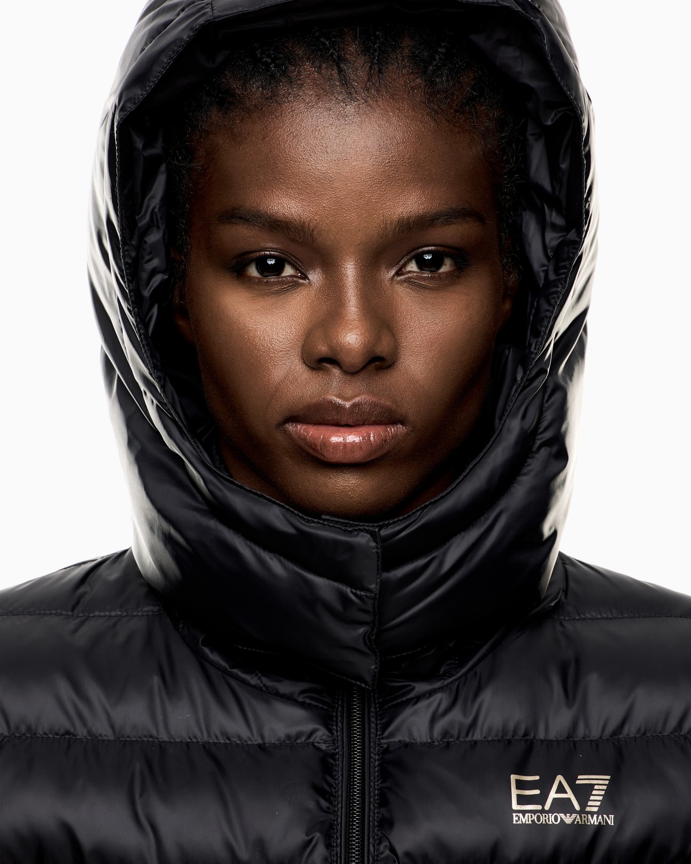 Abrigo con capucha de nailon acolchado Diapositiva 4