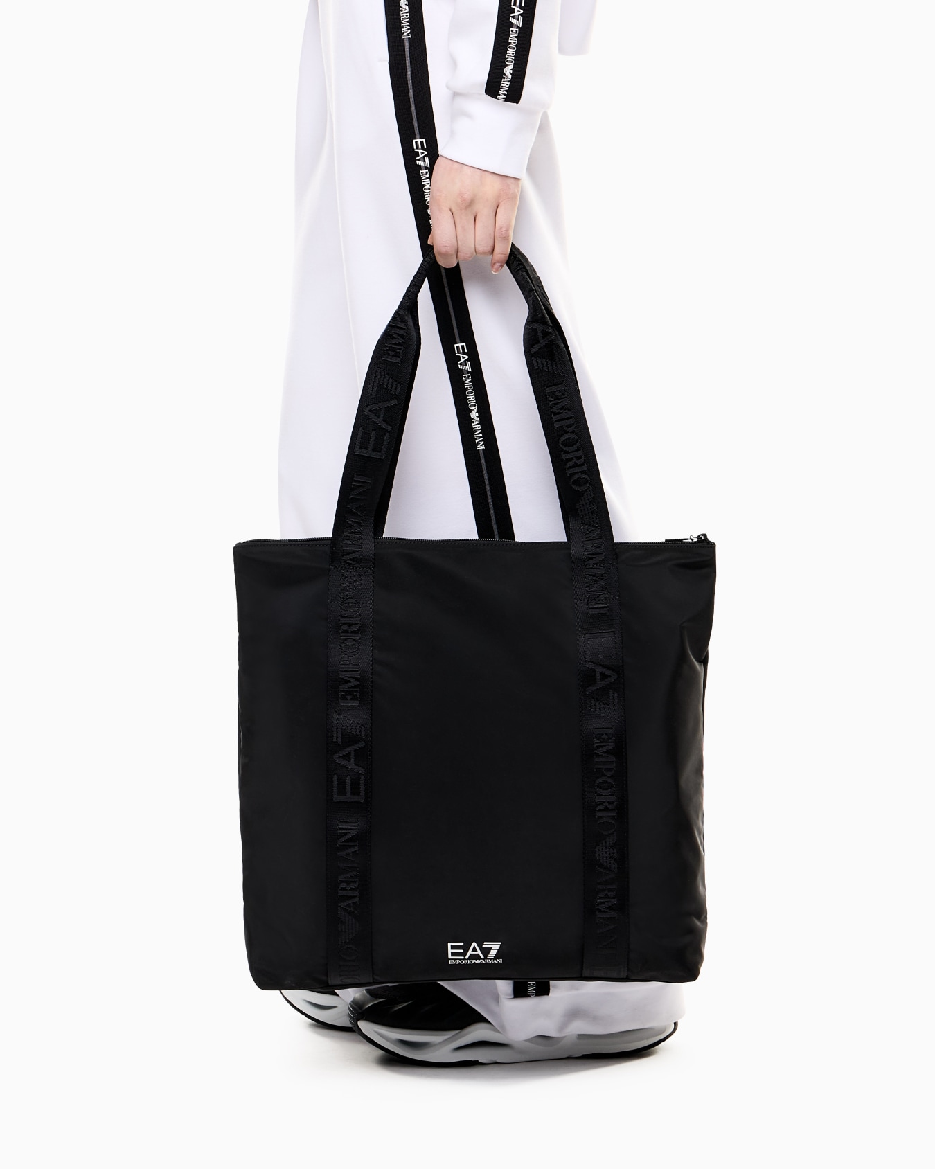 ショッパー テクニカルファブリック ロゴテープ  スライドする 3