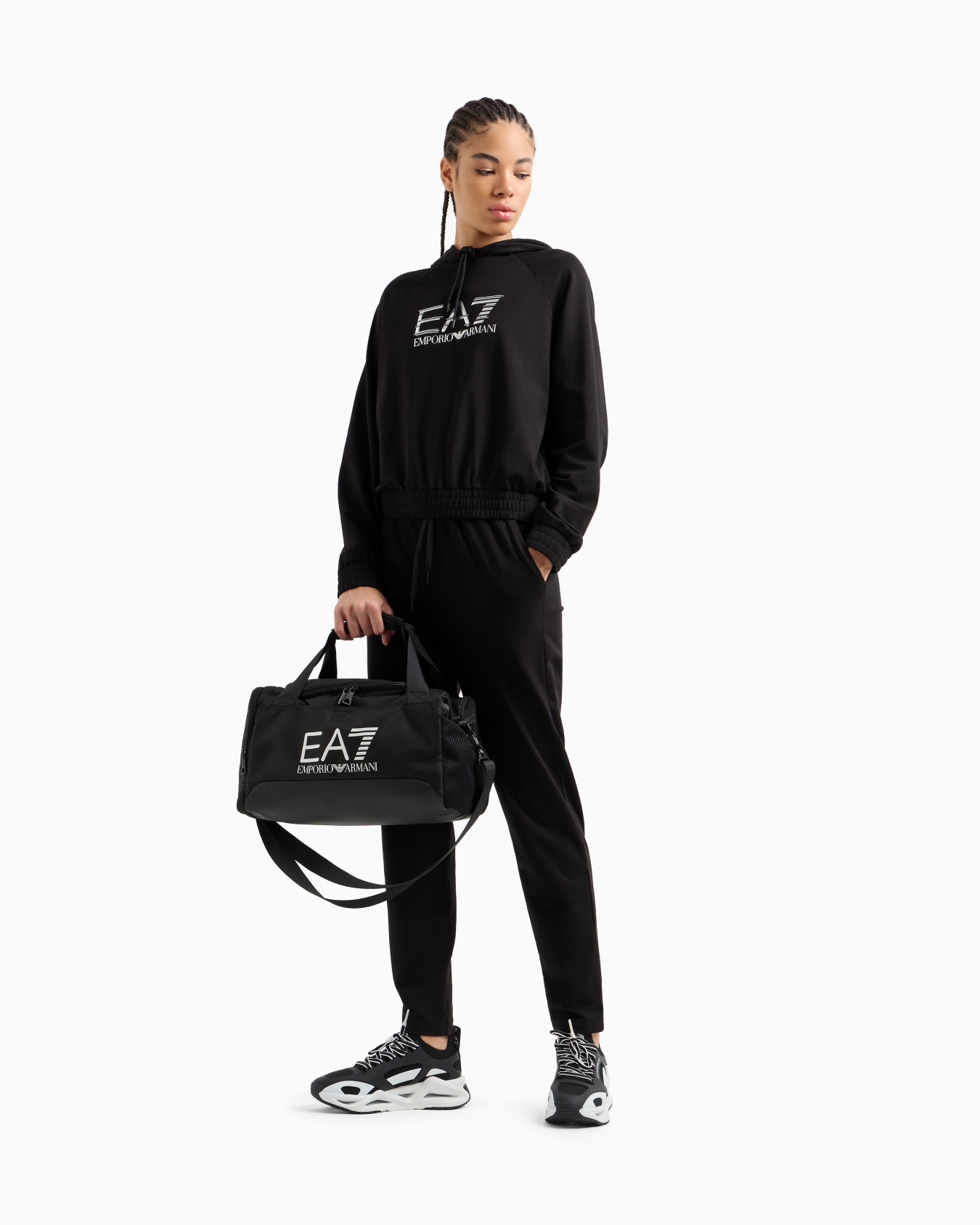 Petit sac de sport avec grand logo en tissu technique Diapositive 7