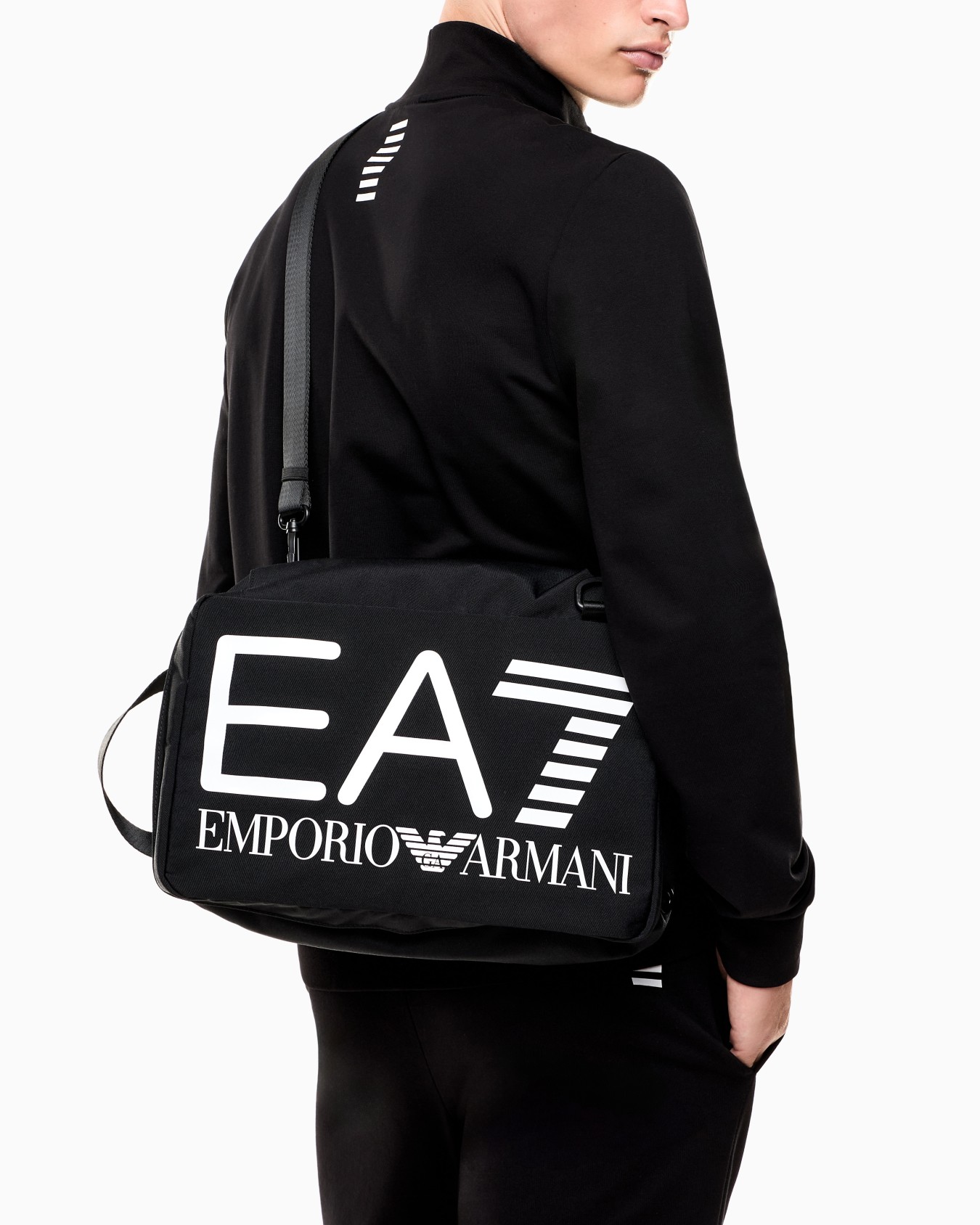 Train Core シューズバッグ オーバーサイズEA7ロゴ スライドする 6