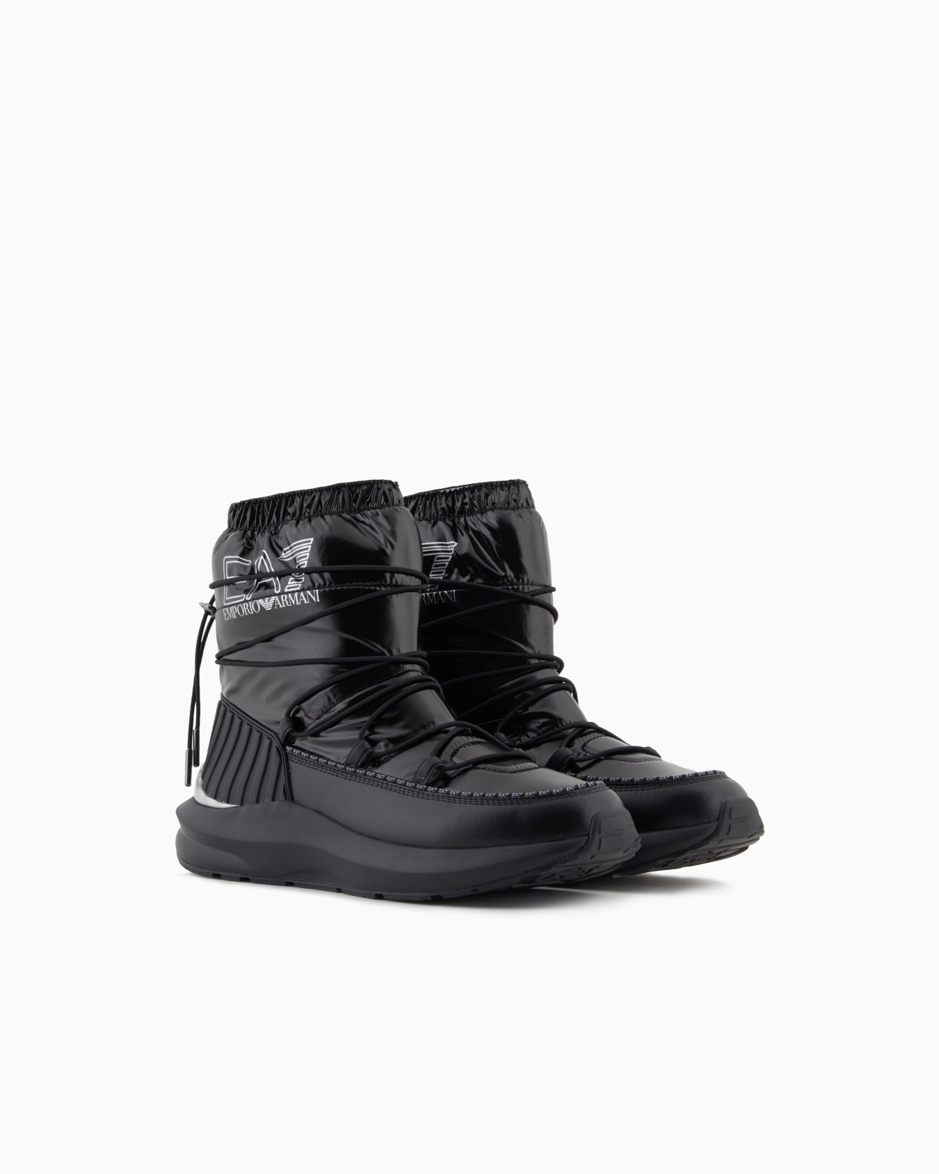 Après-ski boots in technical fabric Slide 1