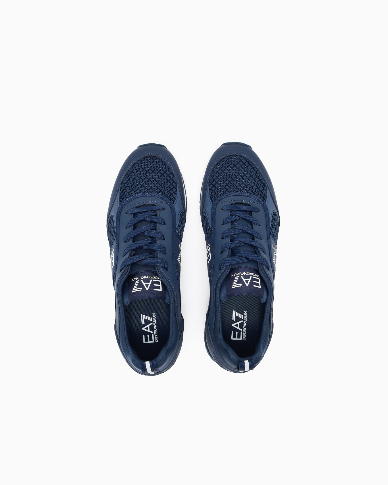 Black and White Laces sneakers Slide 2