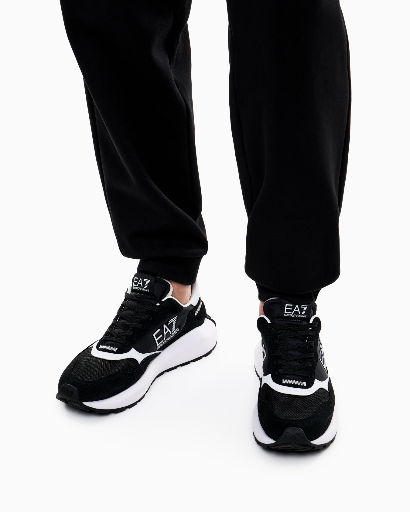 Wader sneakers in suede with mesh inserts Slide 7