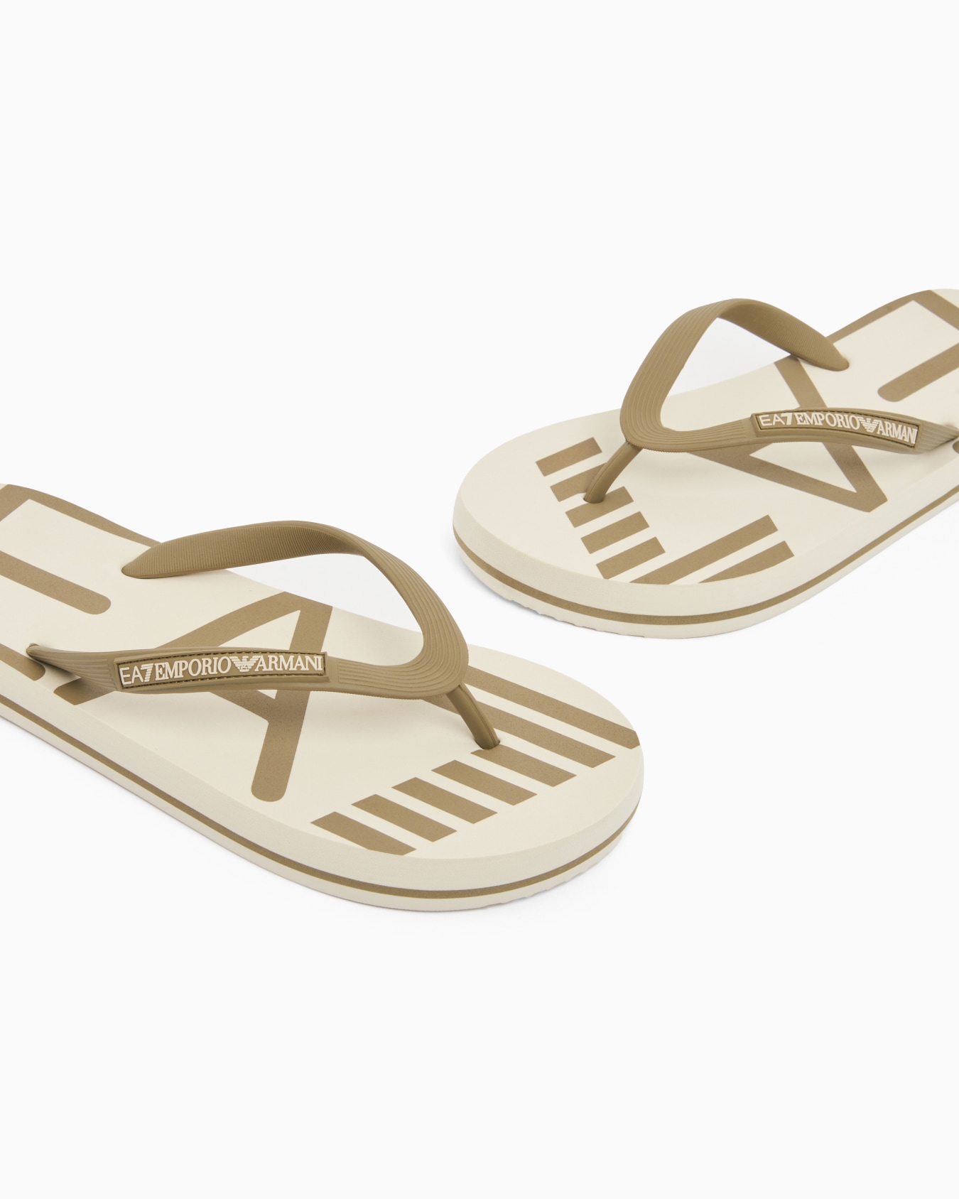 Rubber flip-flops with logo Slide 4