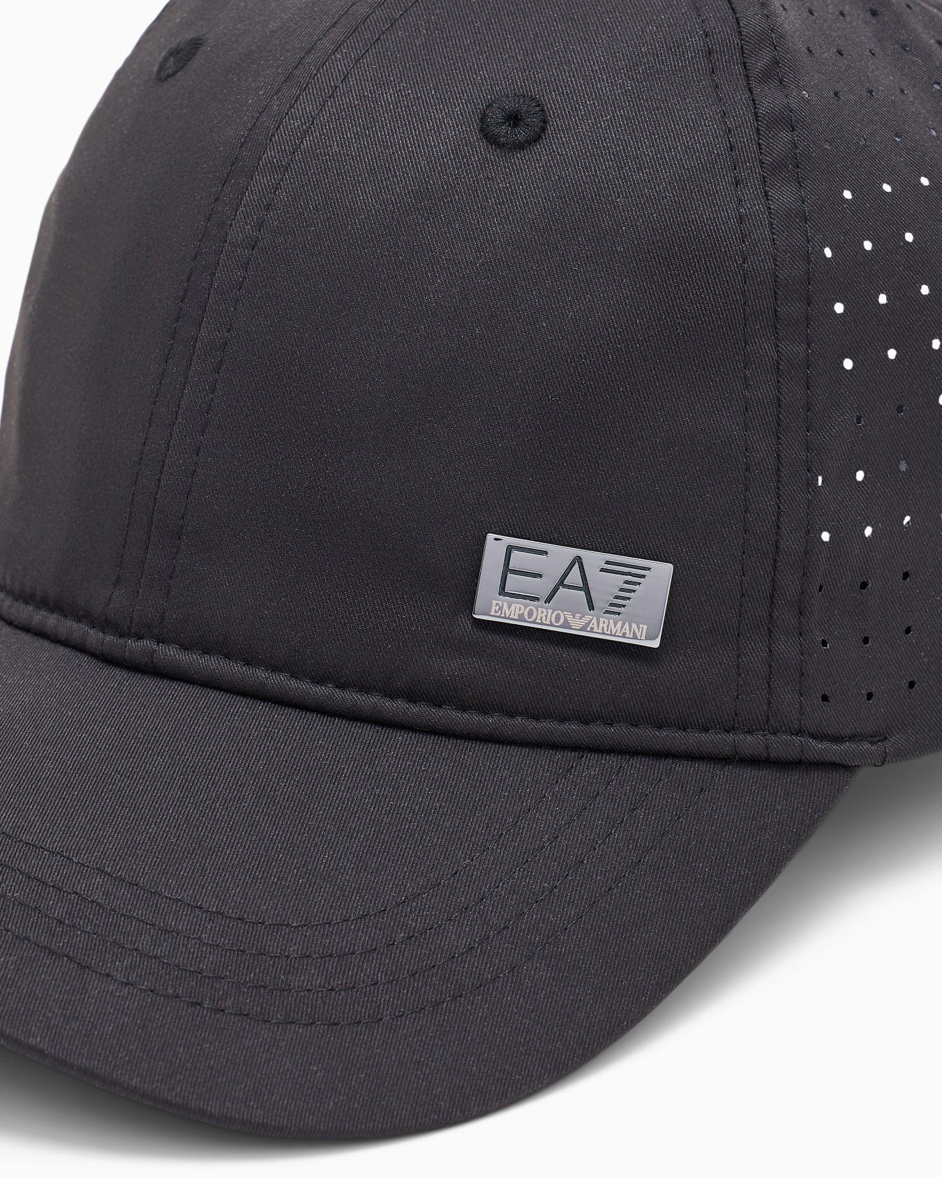 Baseball hat Premium Label with cotton lining Slide 2