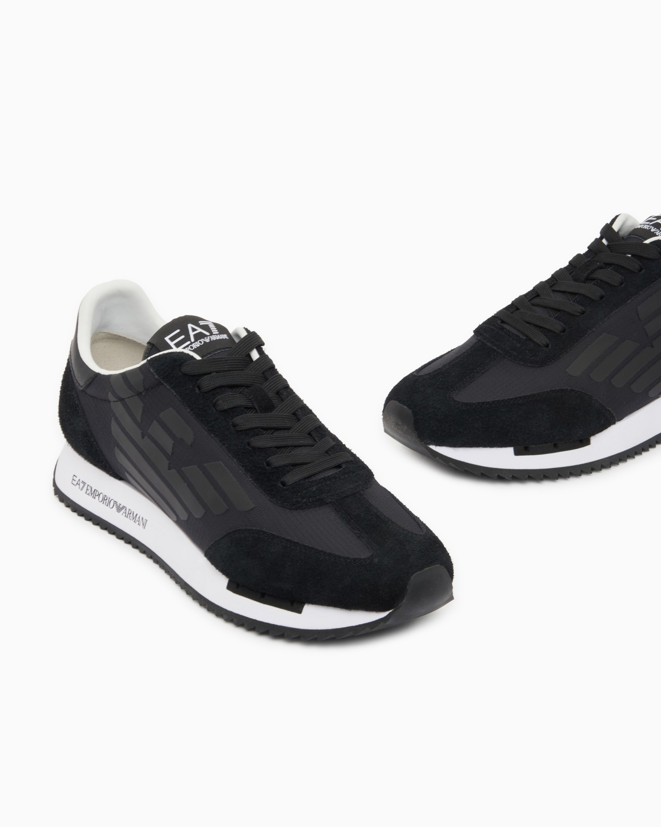 レザー＆スエード スニーカー Black & White スライドする 4