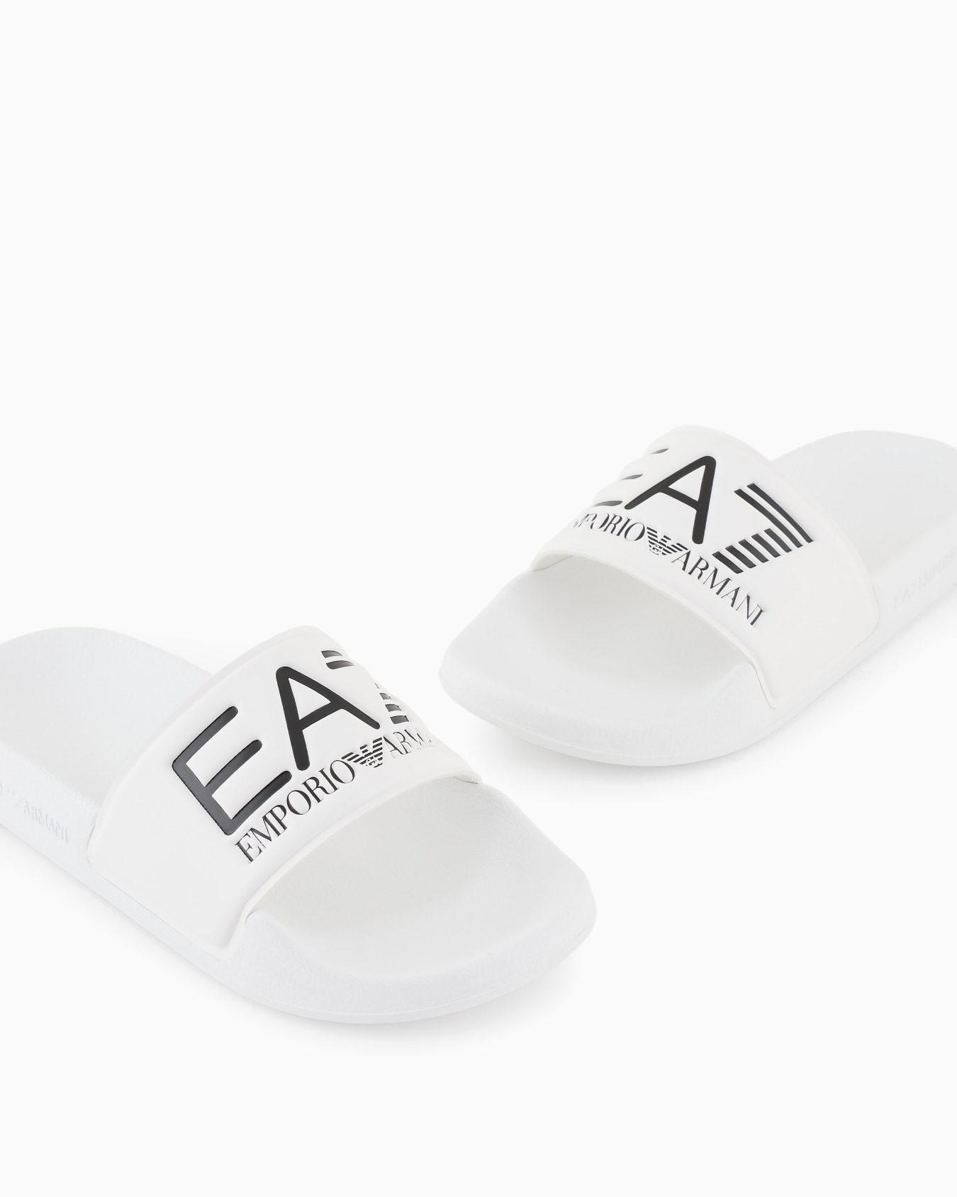 Chanclas con maxilogotipo Diapositiva 1
