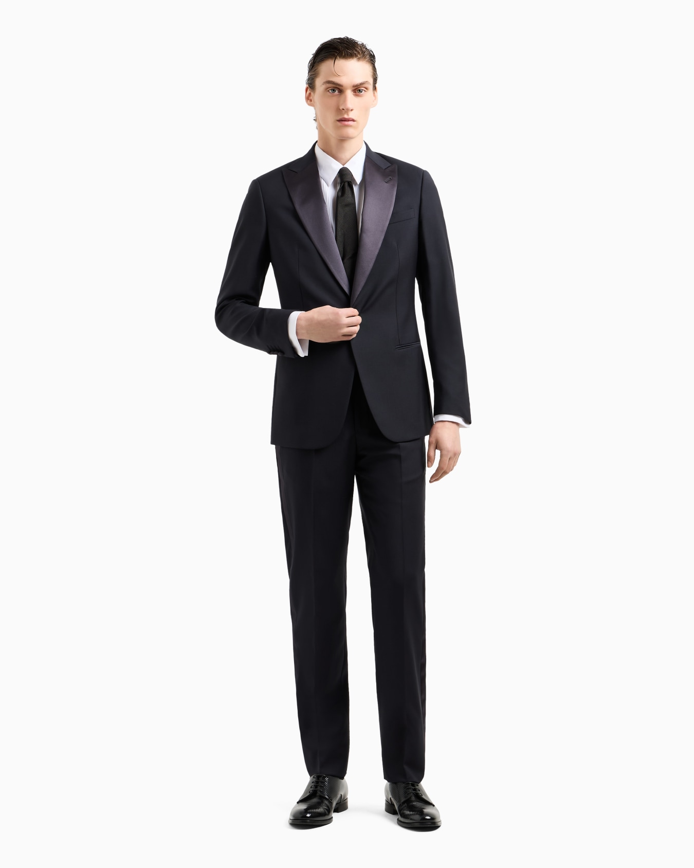 Pure wool, half-canvassed, slim-fit tuxedo from the Icon Soho line Slide 3