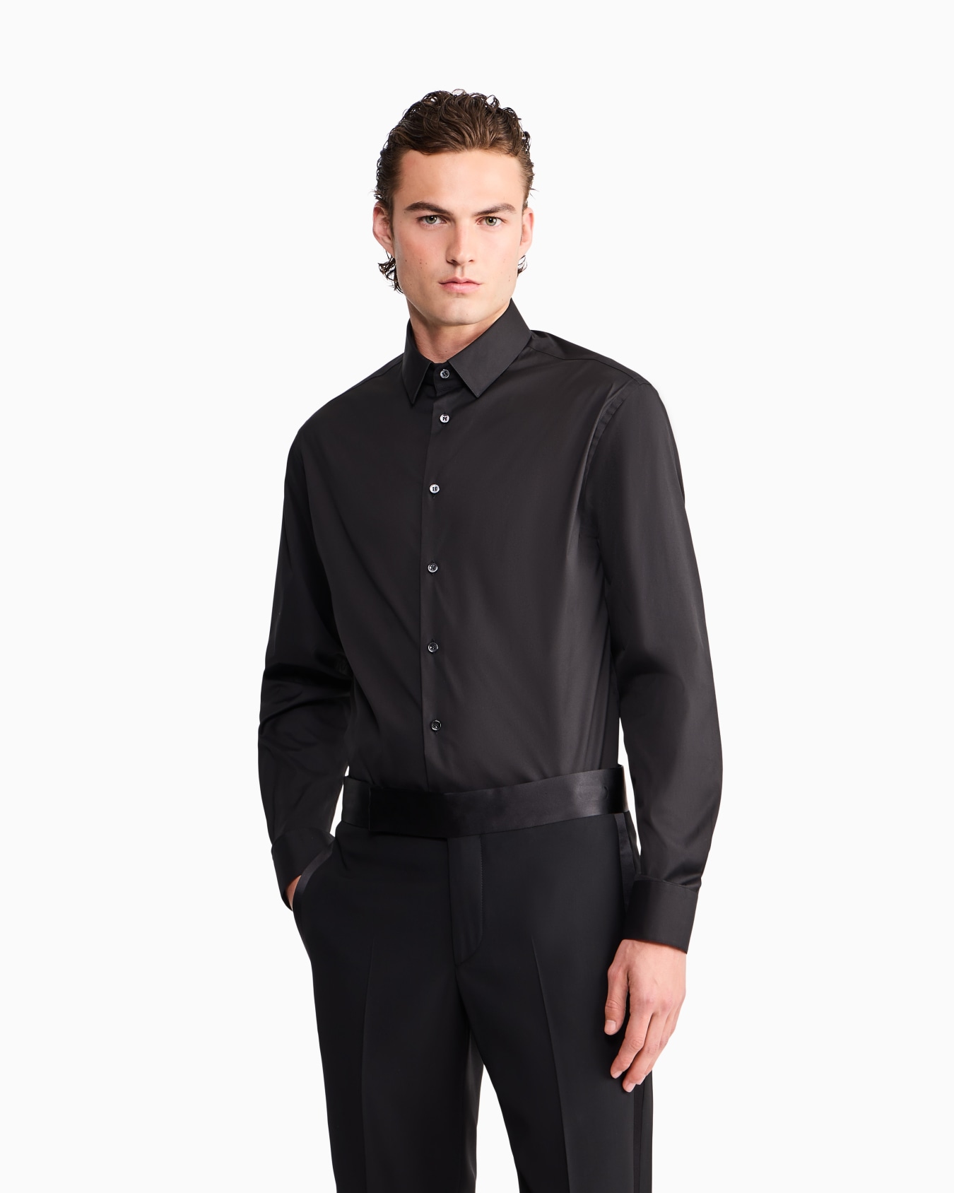 Button-down shirt in fluid stretch fabric  Slide 3