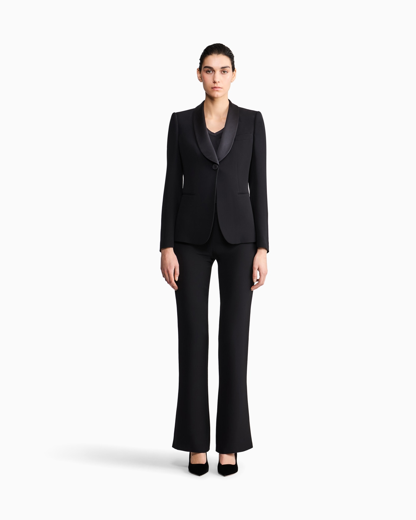 Silk charmeuse blouse with V neckline Slide 1