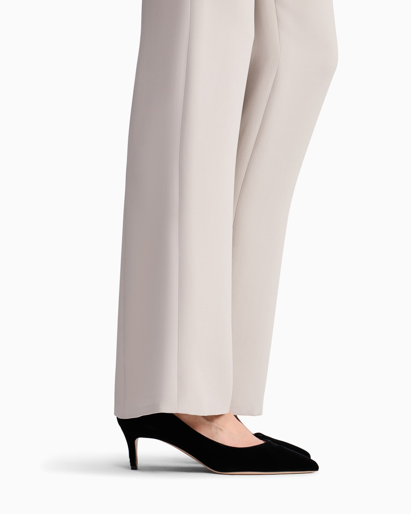 Wide-leg silk trousers Slide 6