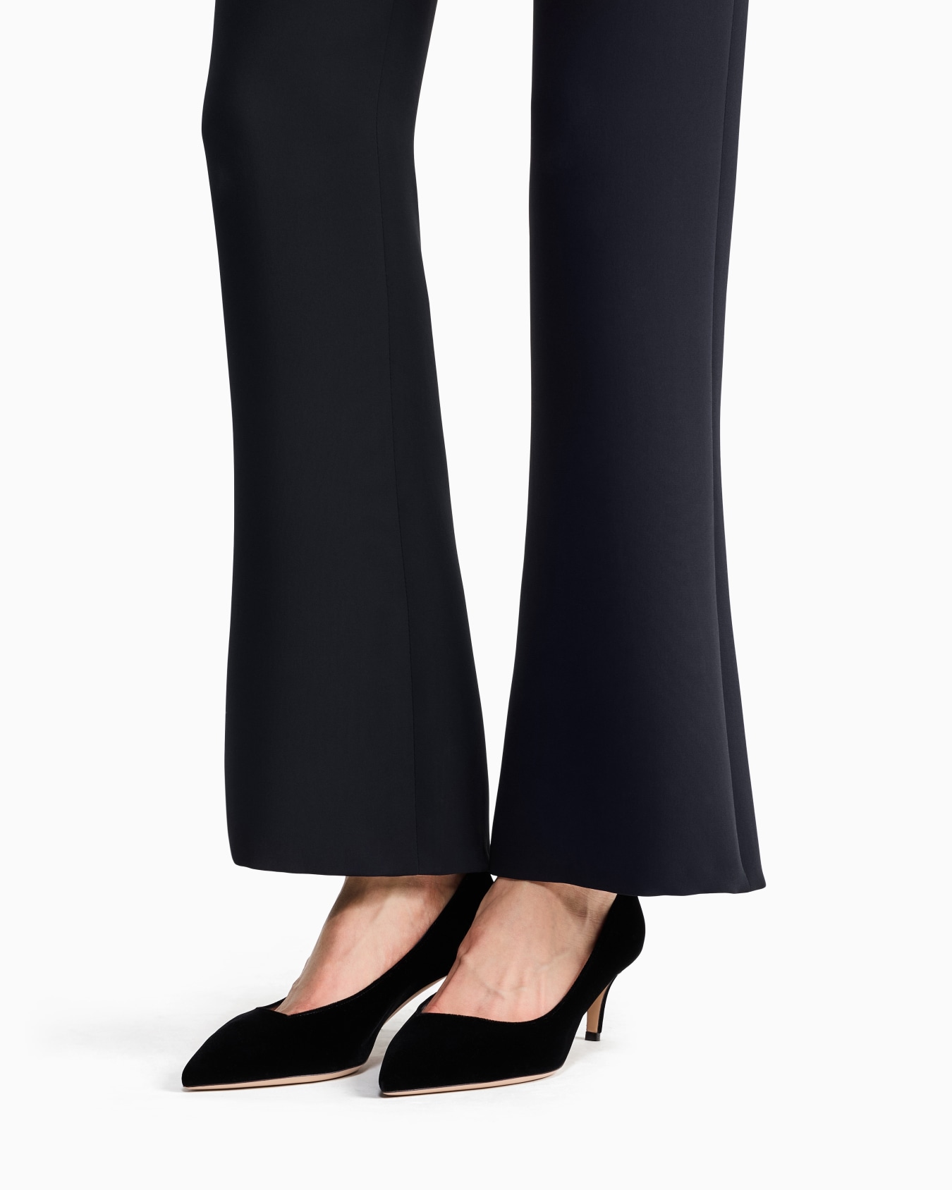 Wide-leg silk trousers Slide 6