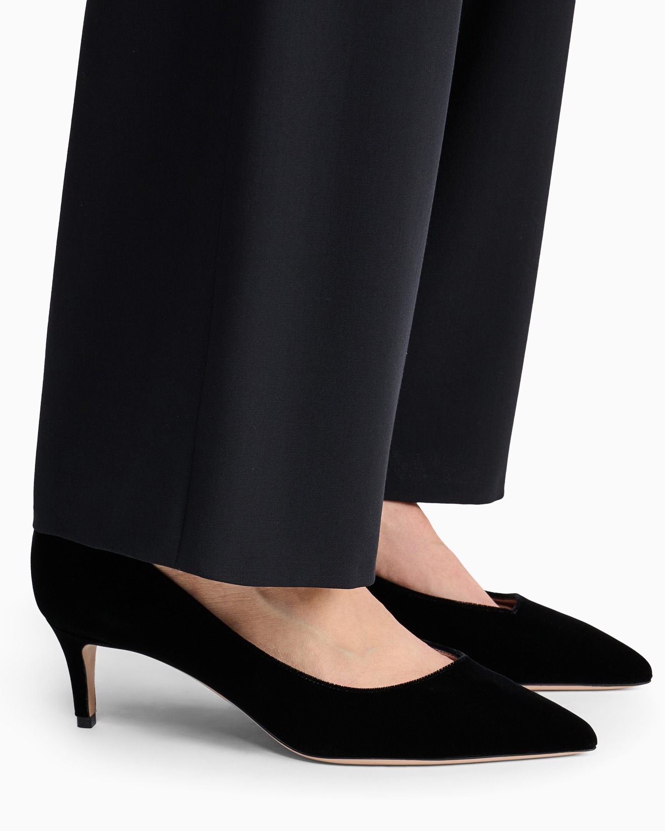 Wool crepe trousers Slide 6