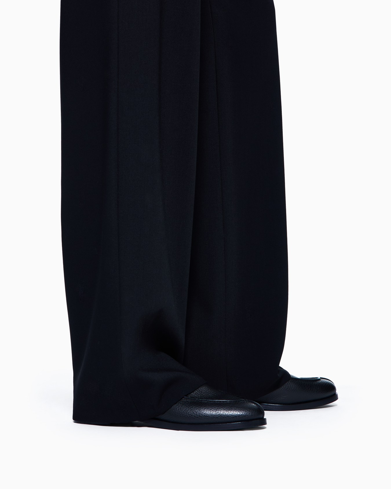 Pantalones de crepé de lana Diapositiva 4