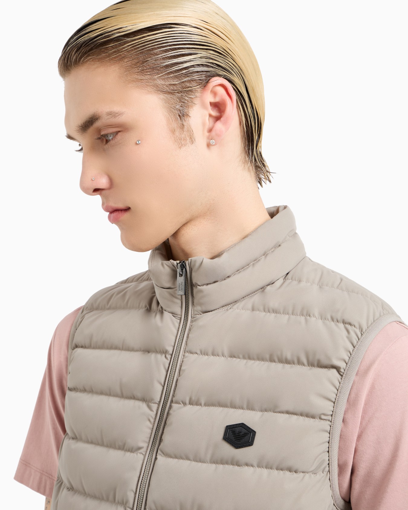 Doudoune sans manches entièrement zippée en nylon matelassé avec écusson logo aigle Diapositive 4