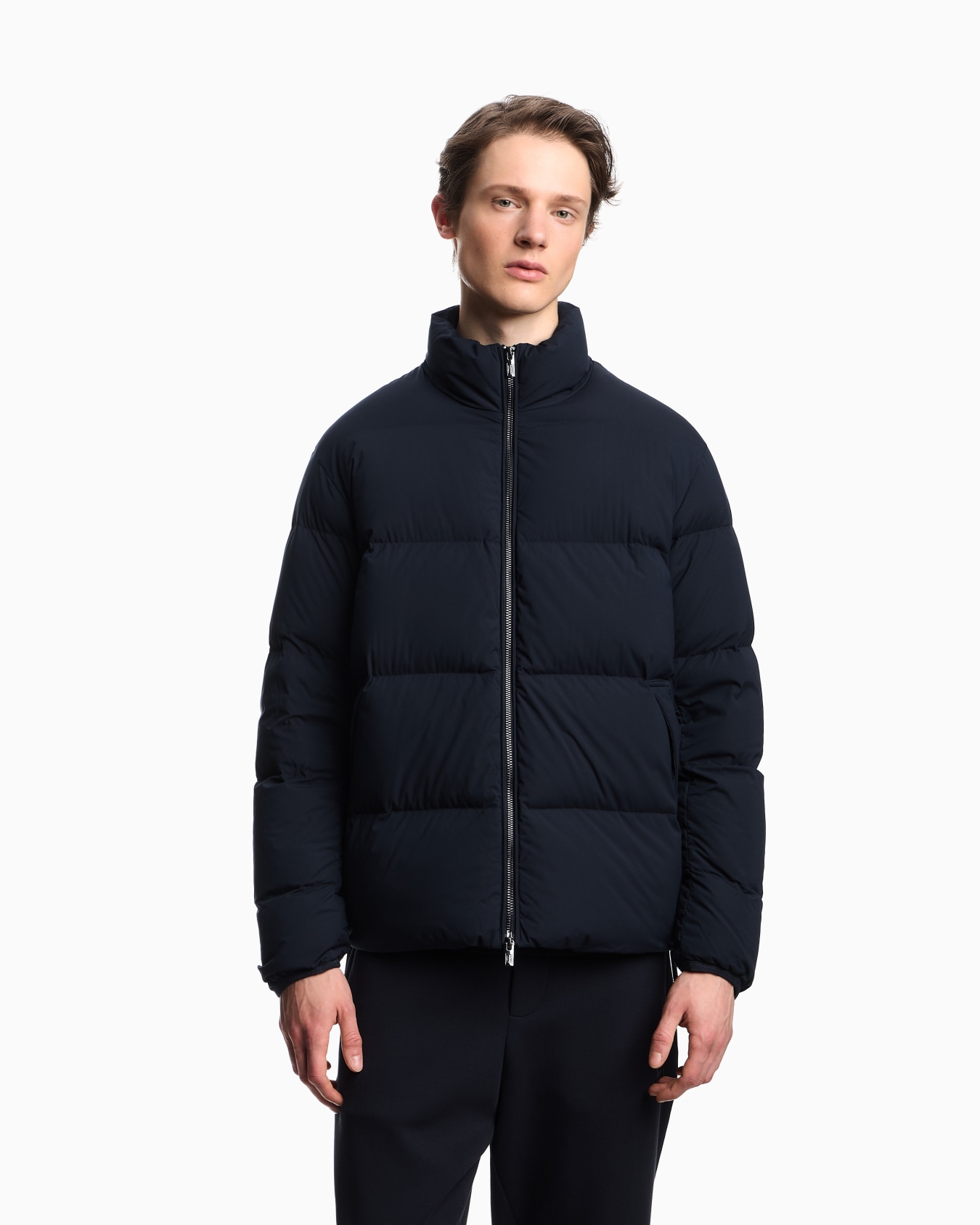Chaqueta de plumas con cremallera completa de nailon acolchado Diapositiva 3